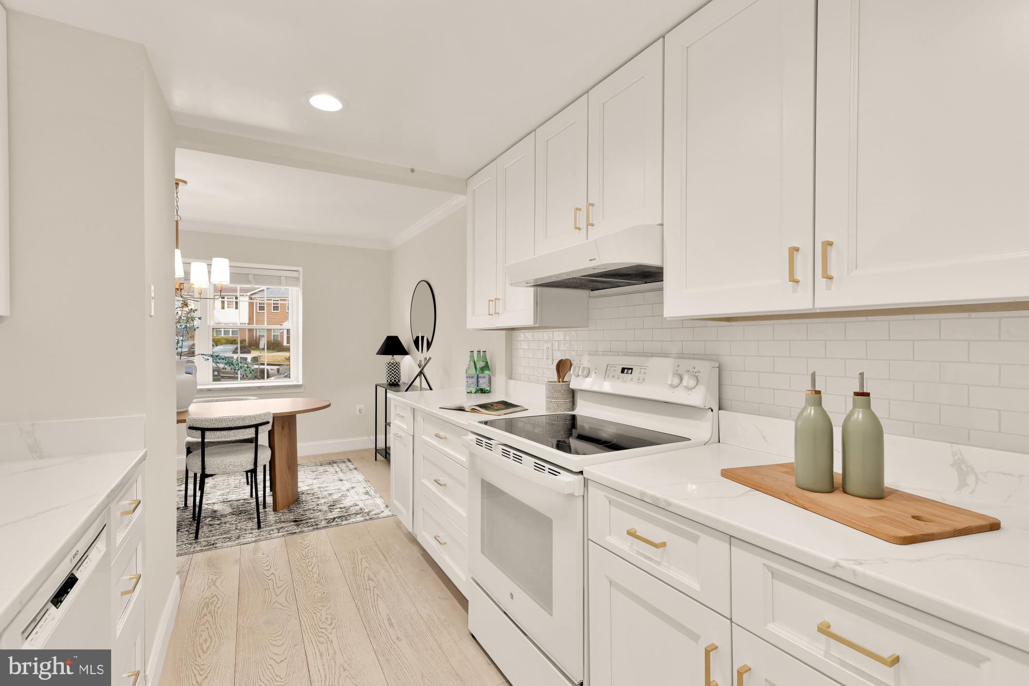 PINEWOOD GREENS - Residential