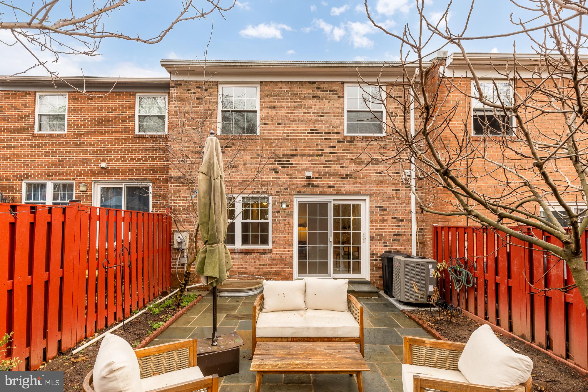 PINEWOOD GREENS - Residential