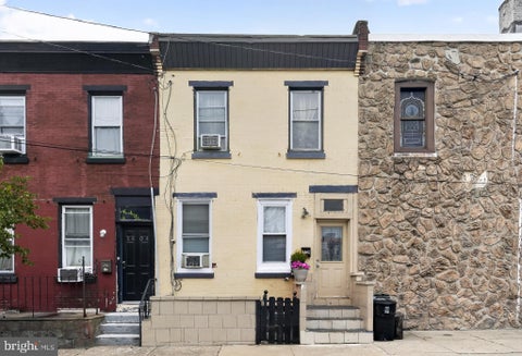 Townhouse For Sale - 1402 S Hanson Street<br/> Philadelphia County, PHILADELPHIA, PA 19143