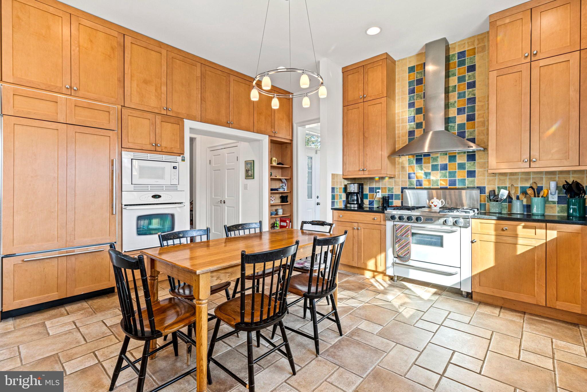 HUNTINGTON TERRACE - Residential