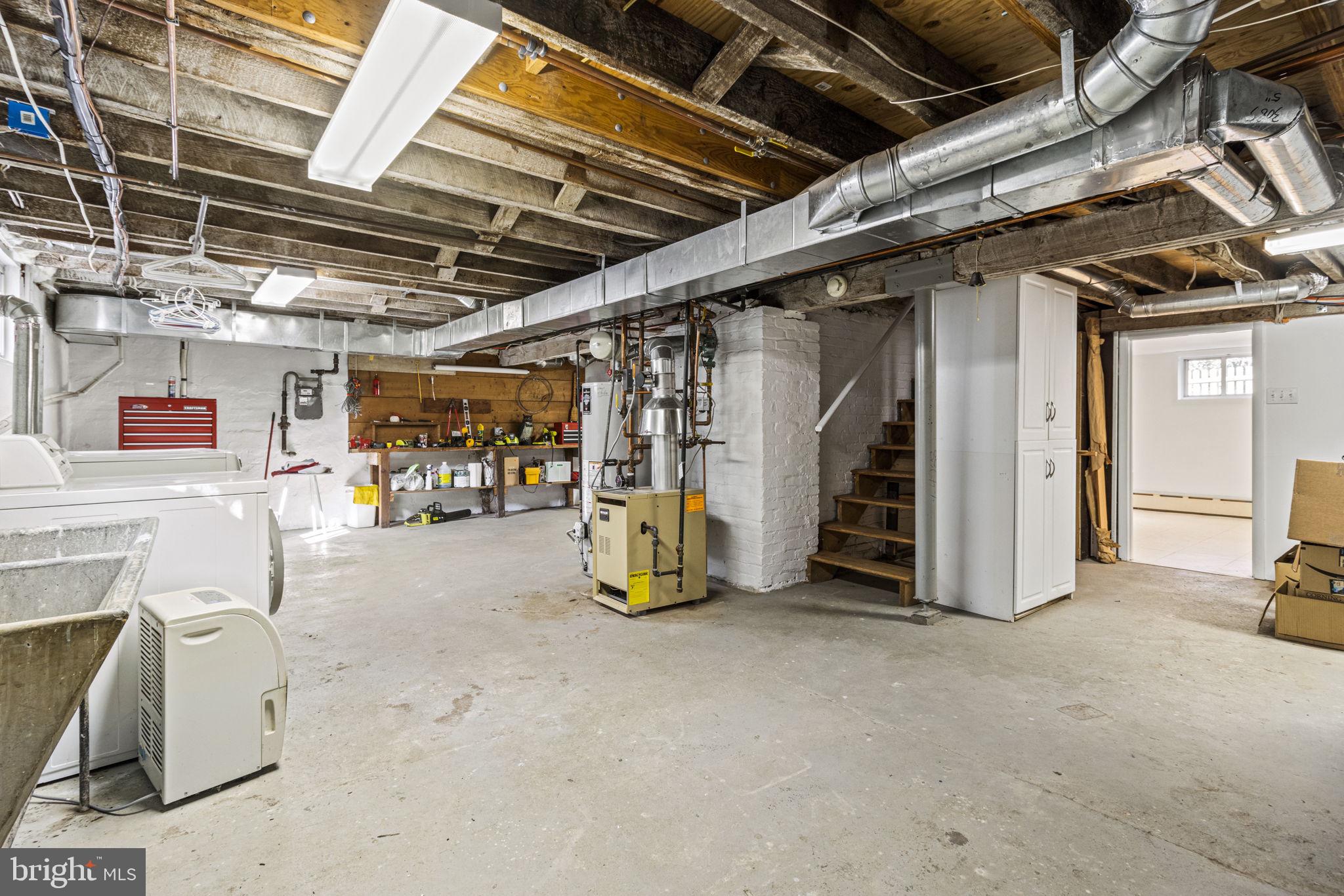 HUNTINGTON TERRACE - Residential