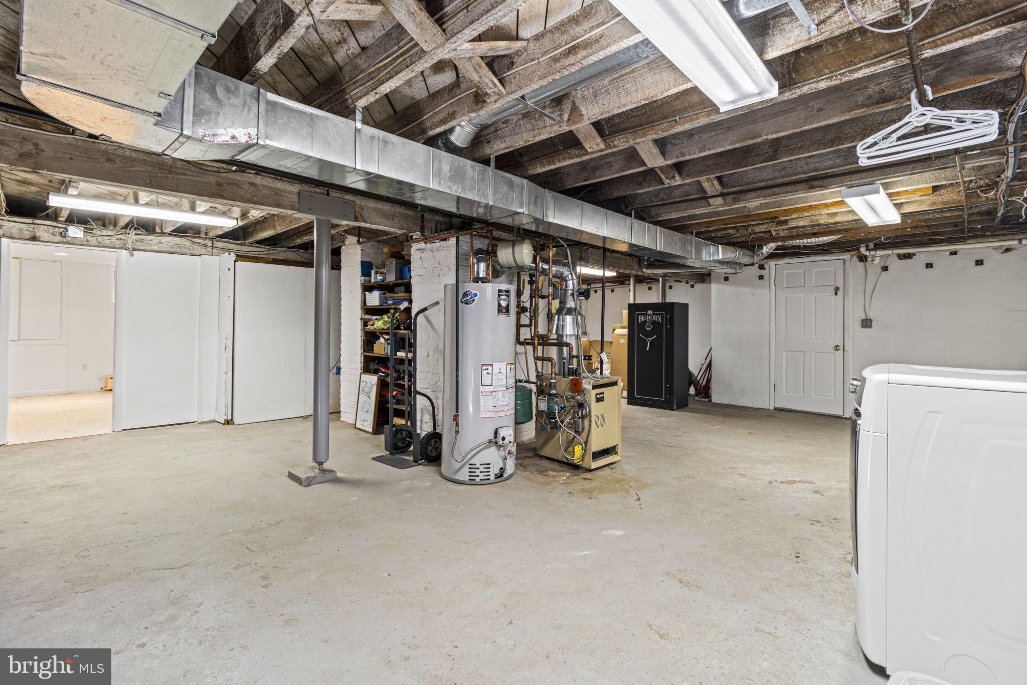 HUNTINGTON TERRACE - Residential