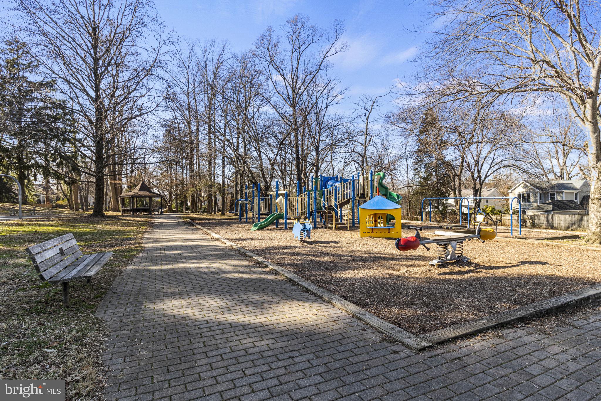 HUNTINGTON TERRACE - Residential