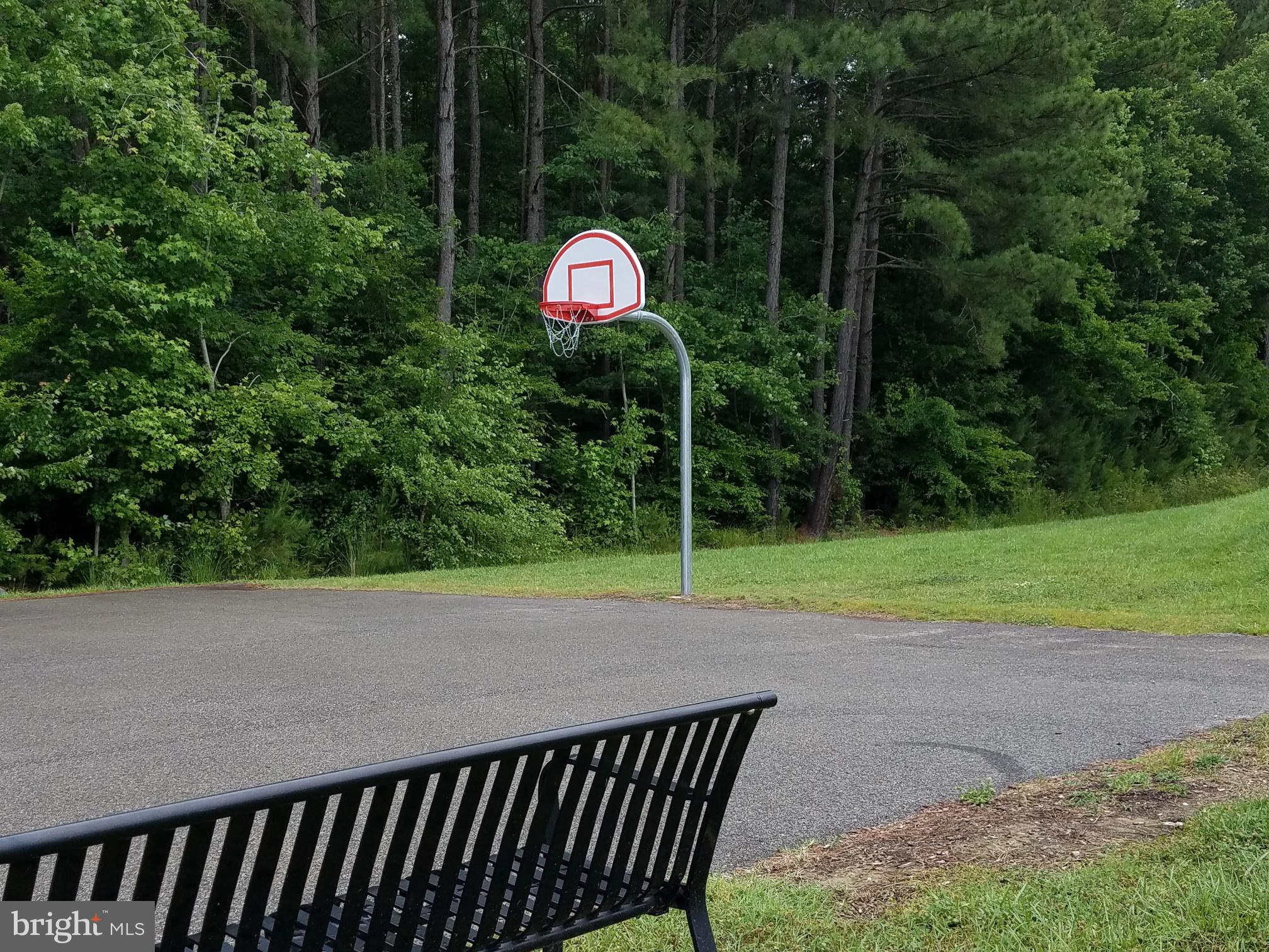 ELIZABETH HILLS PHASE 1 - Residential