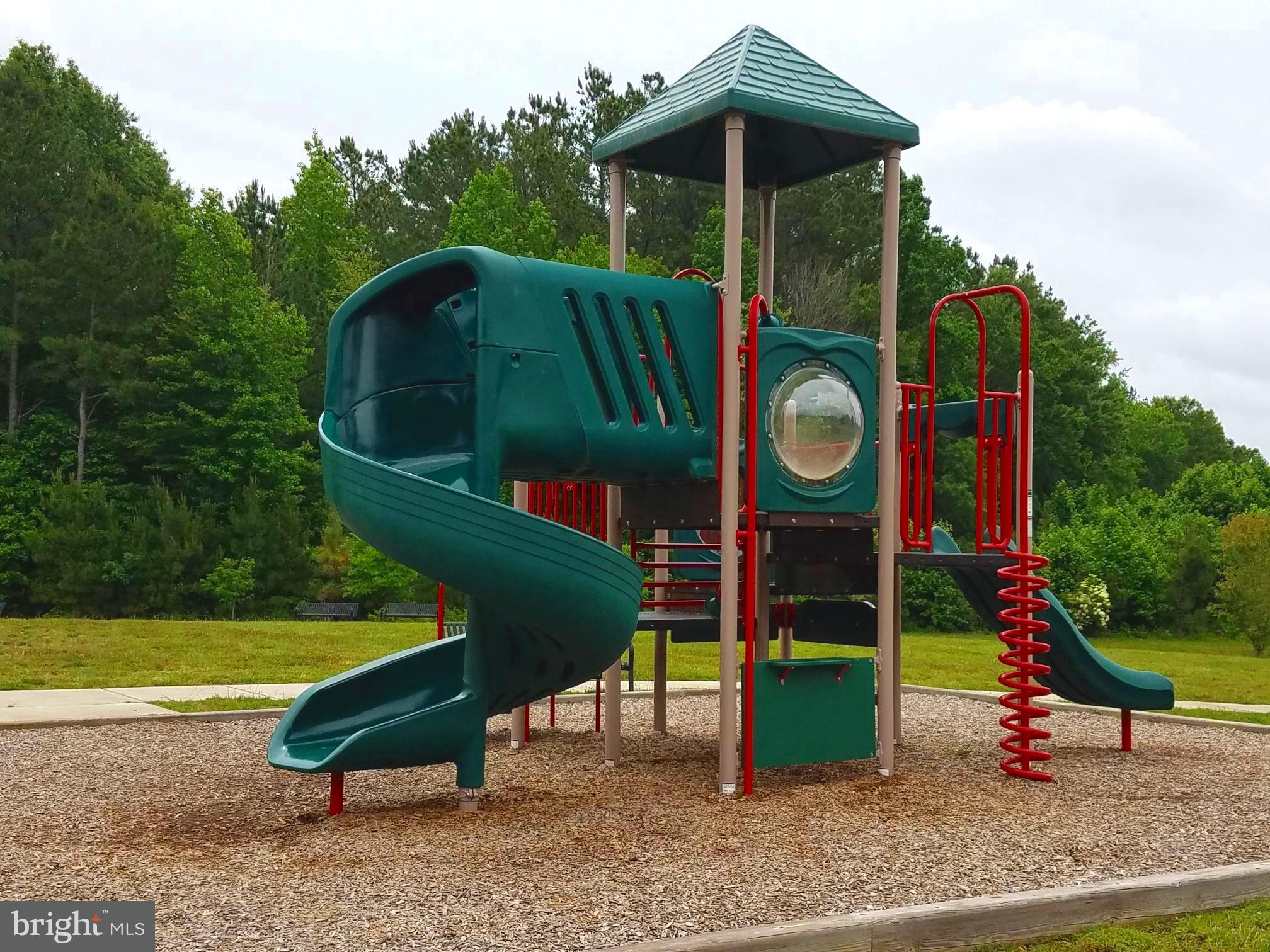 ELIZABETH HILLS PHASE 1 - Residential