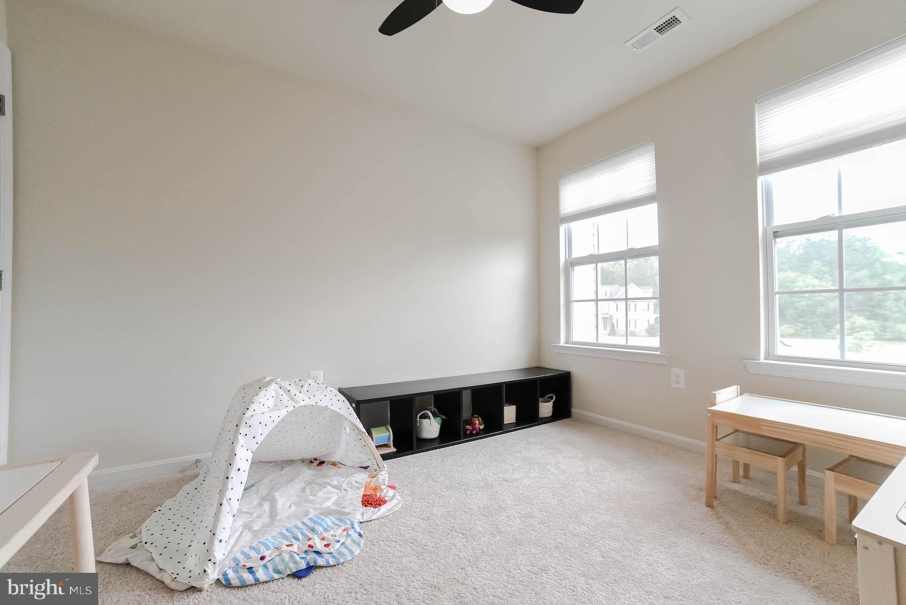 ELIZABETH HILLS PHASE 1 - Residential