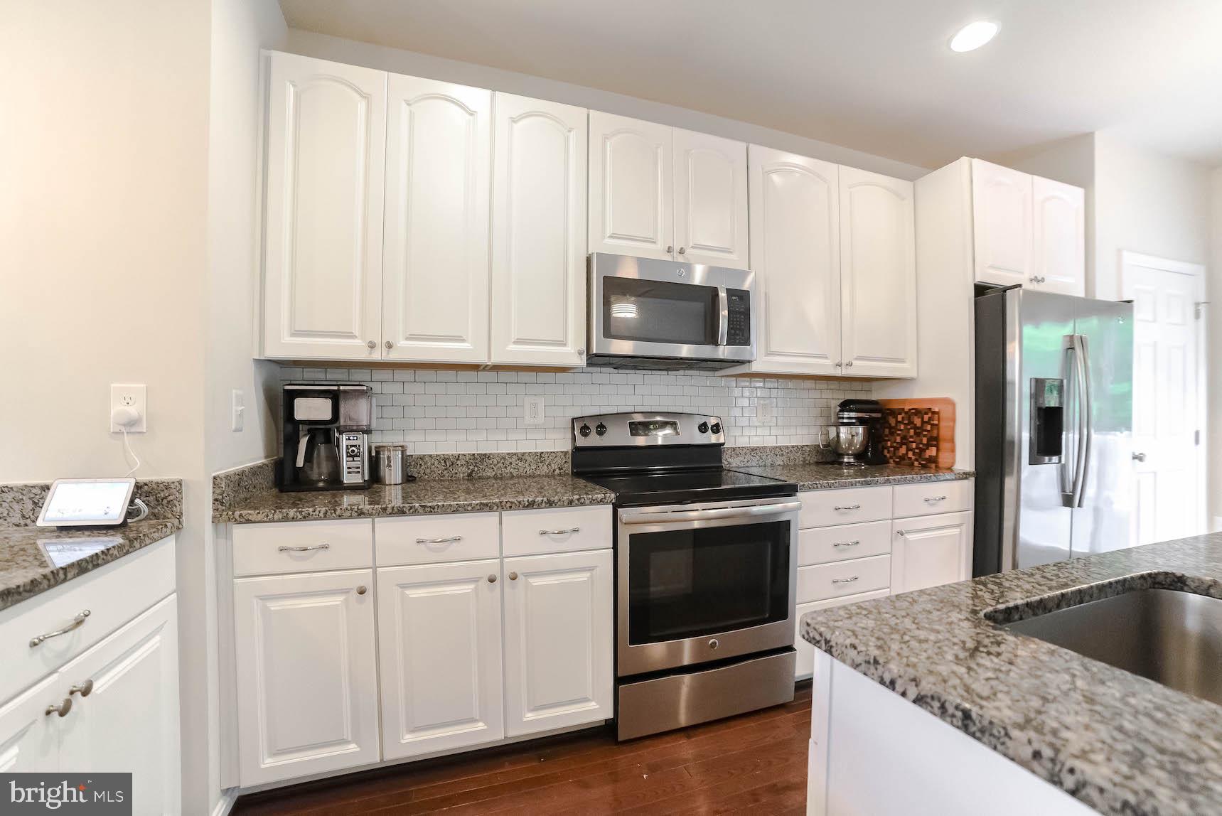 ELIZABETH HILLS PHASE 1 - Residential