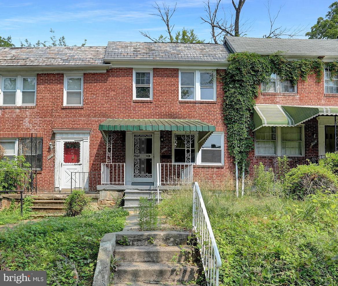 ROSEMONT - Residential Lease