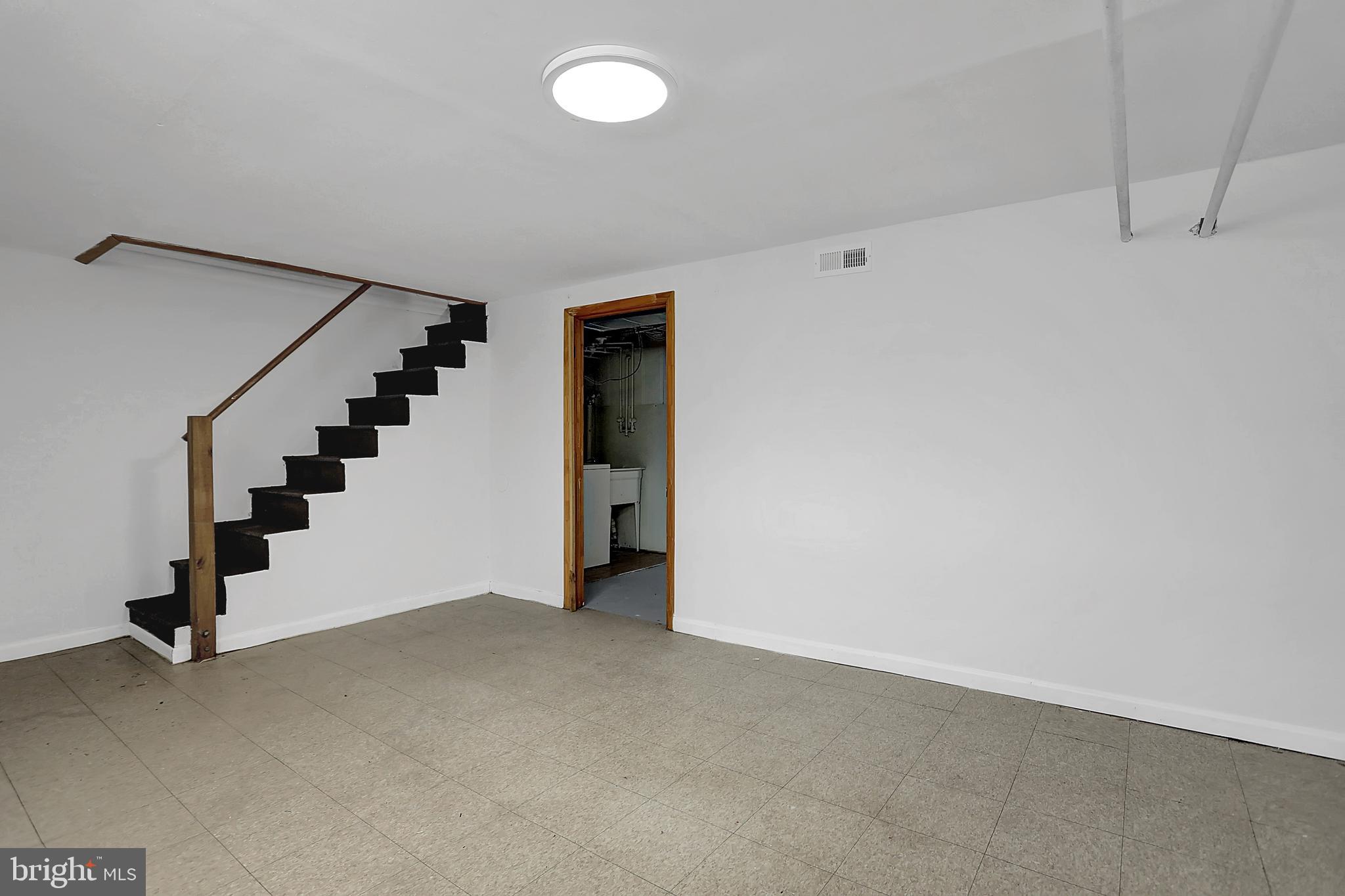 ROSEMONT - Residential Lease