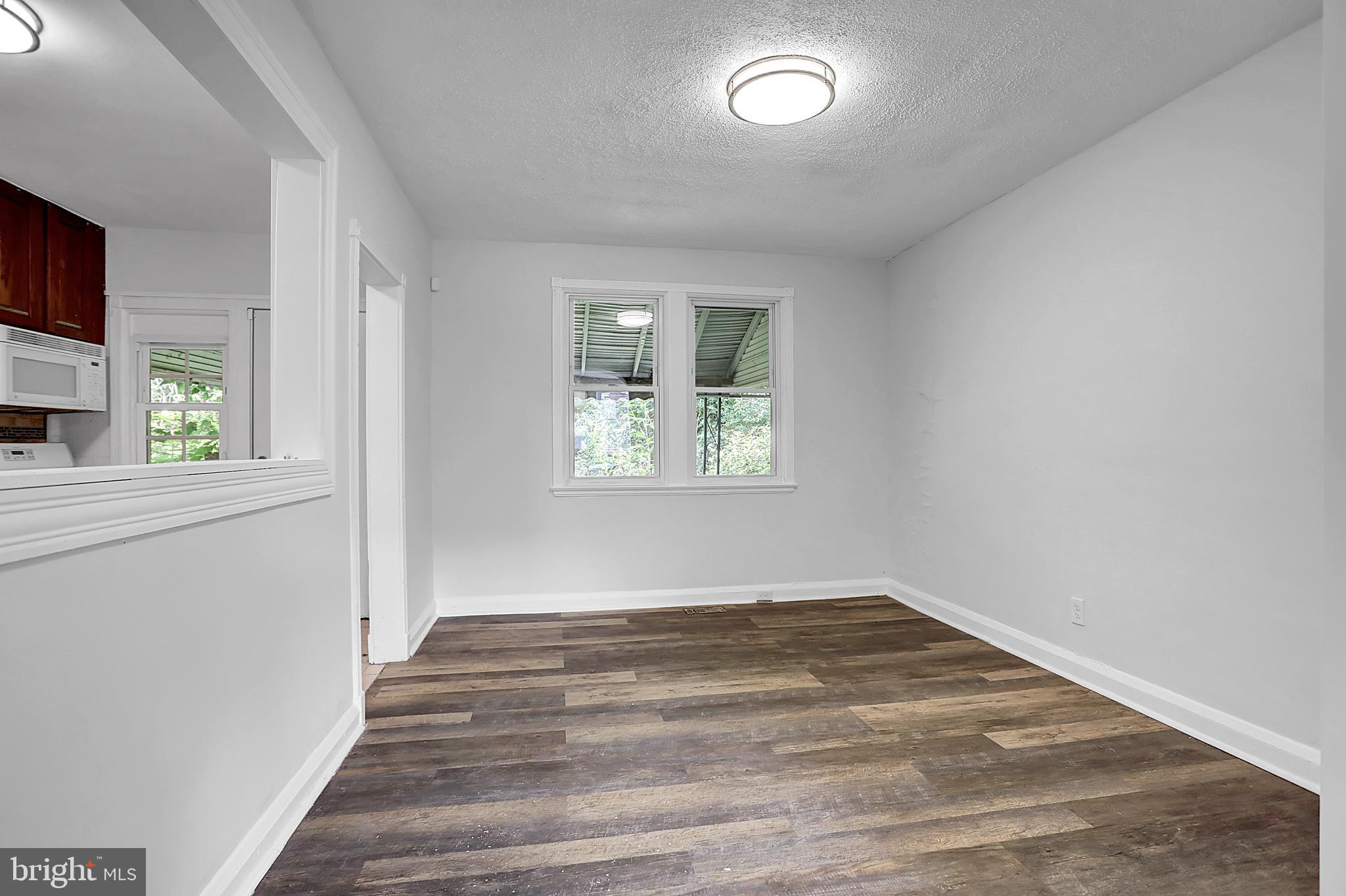 ROSEMONT - Residential Lease