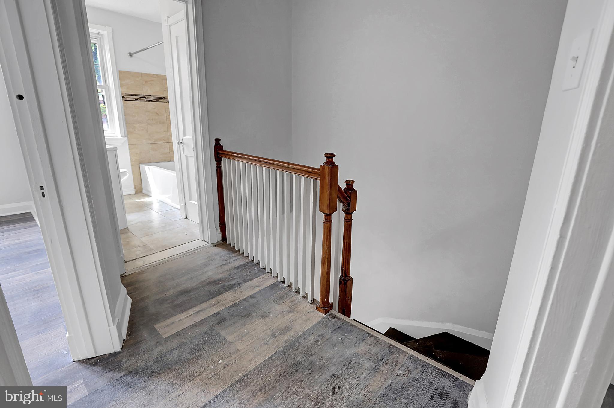 ROSEMONT - Residential Lease