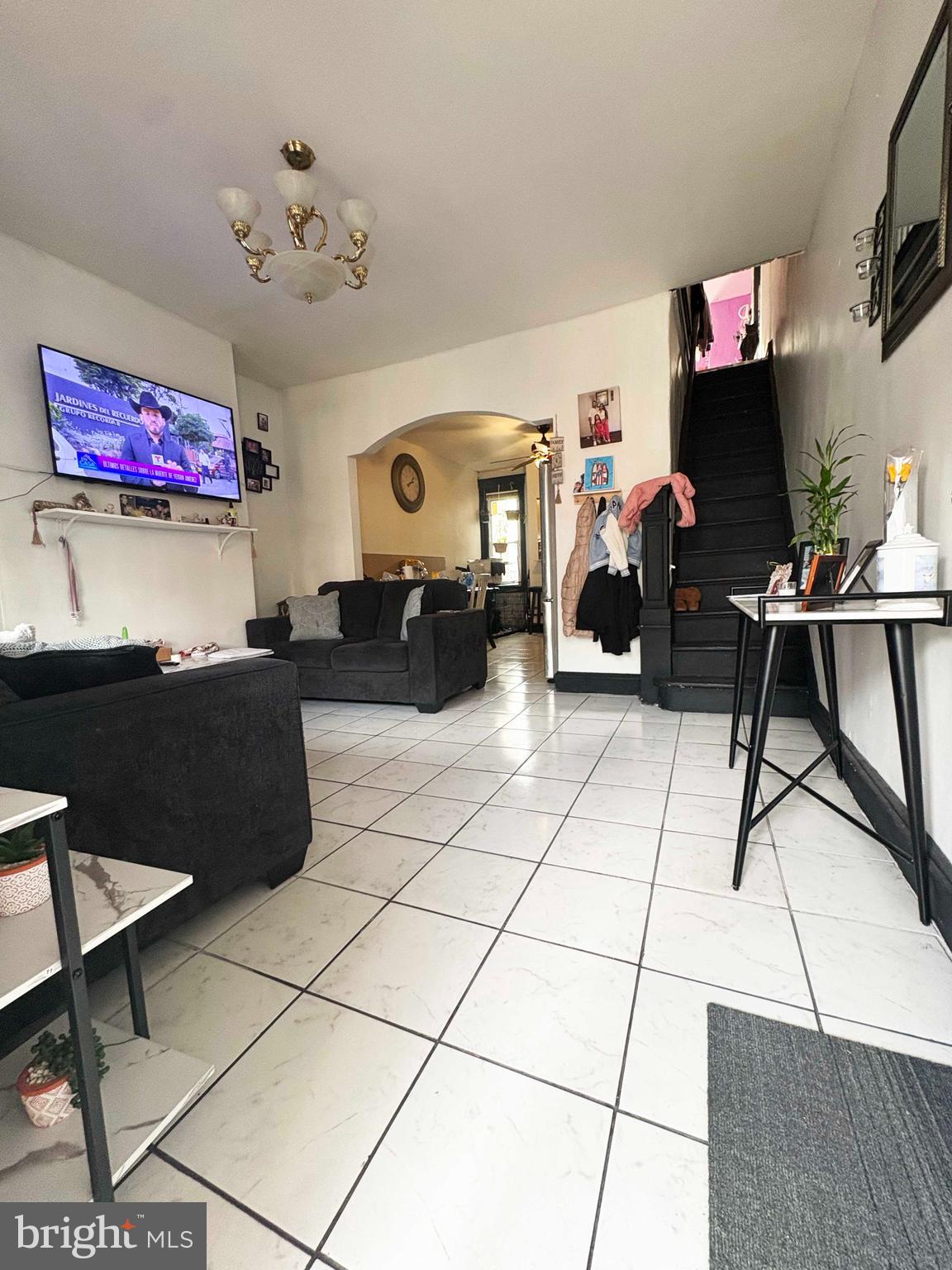 3246 N PHILIP STREET