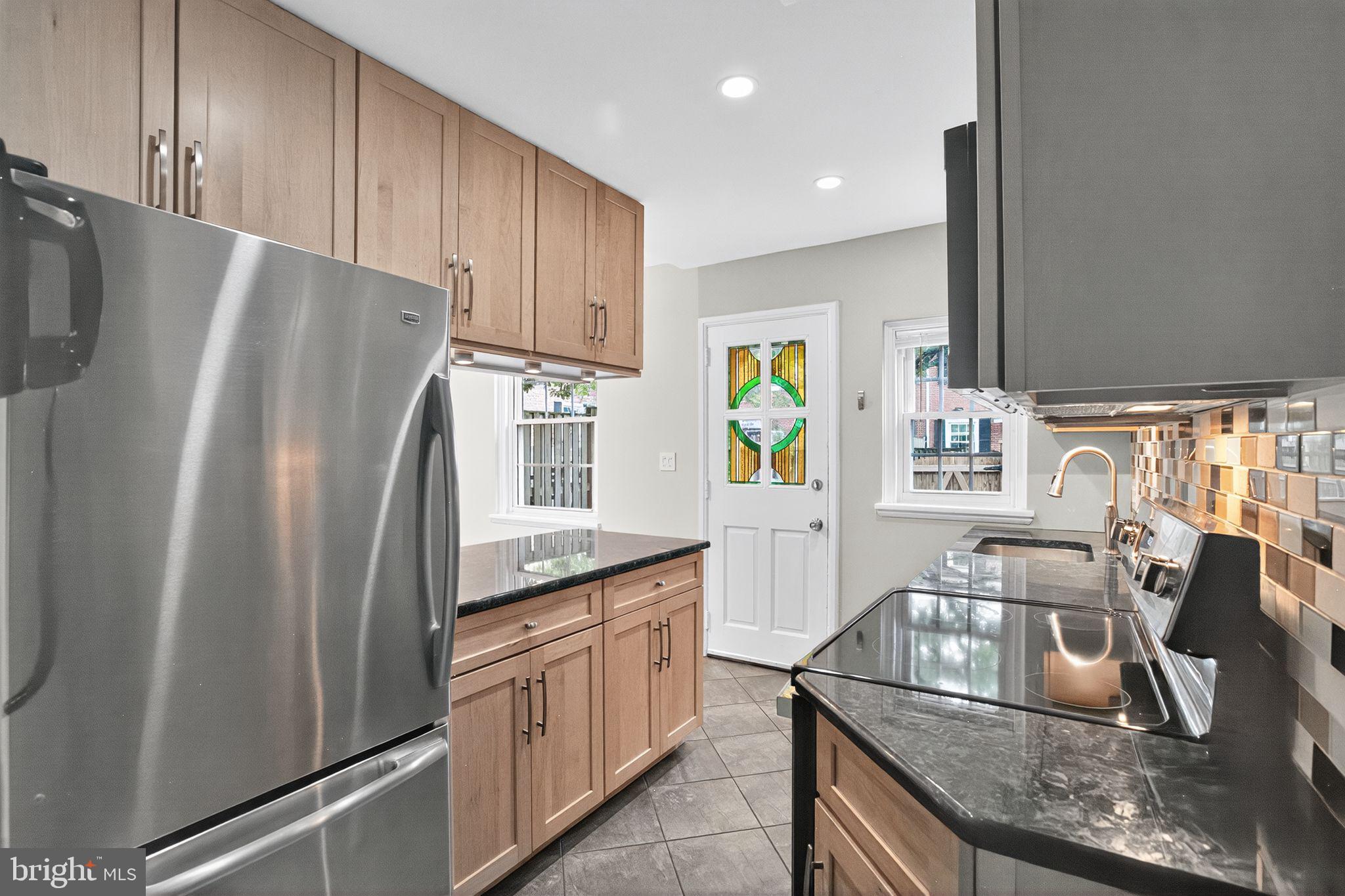 FAIRLINGTON ARBORS - Residential