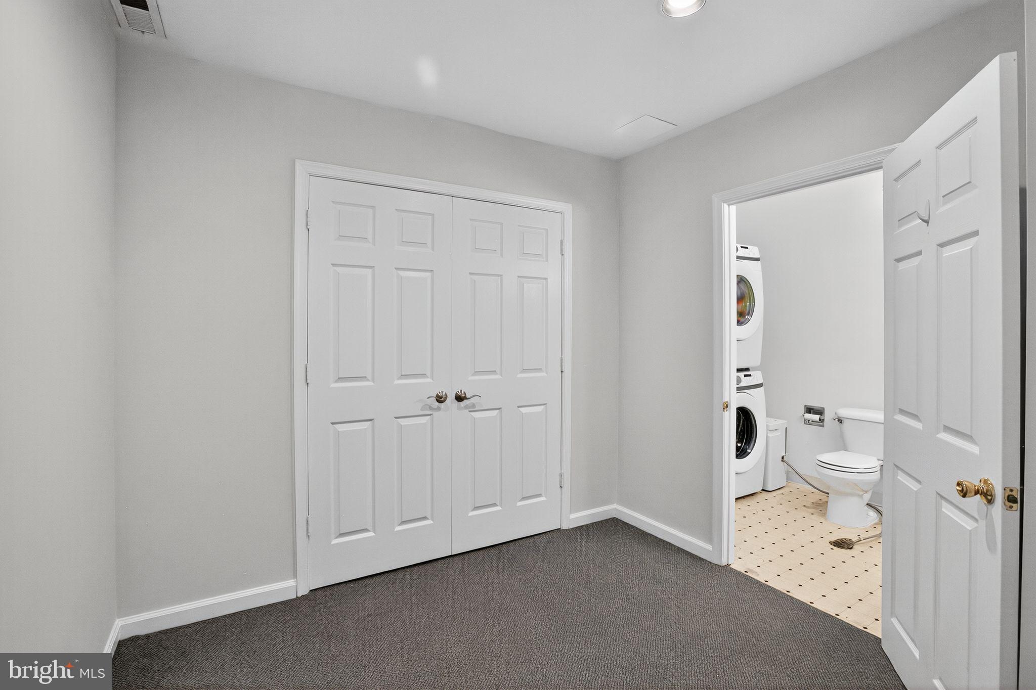 FAIRLINGTON ARBORS - Residential