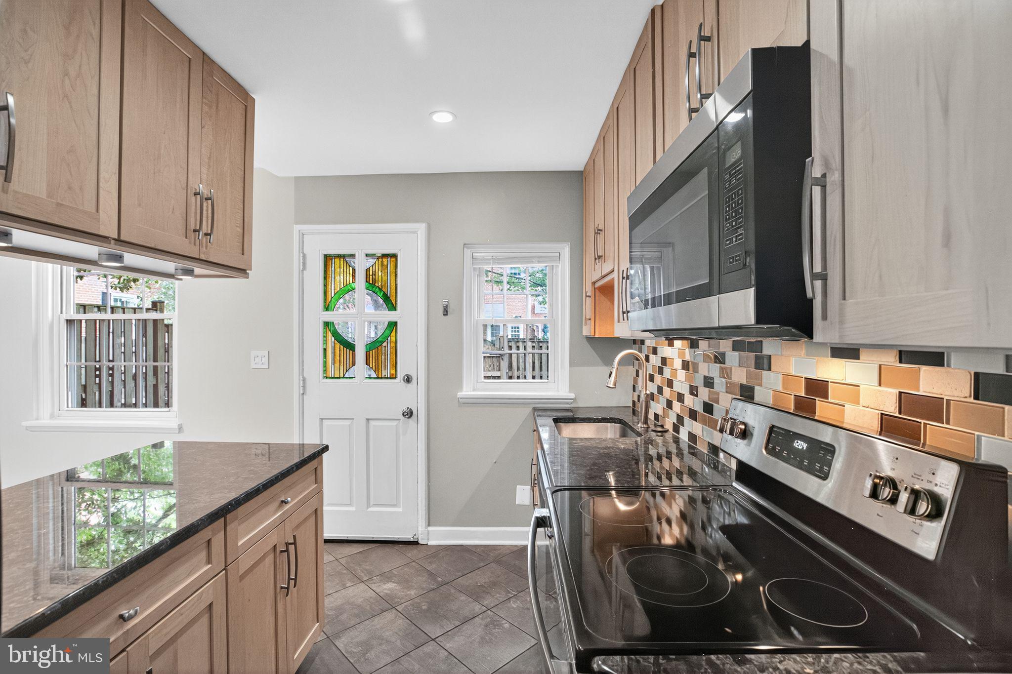 FAIRLINGTON ARBORS - Residential