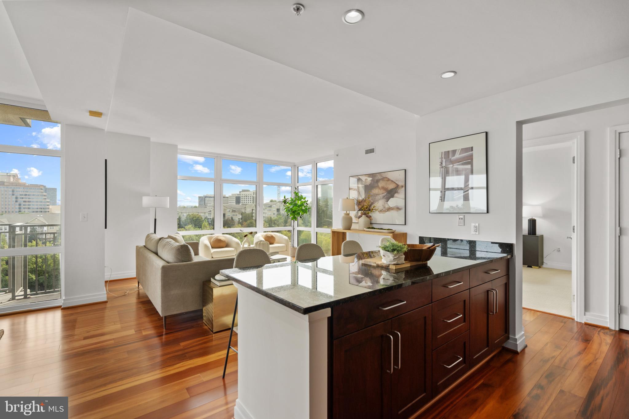 ONE PARK CREST CONDOMINIUM - Residential