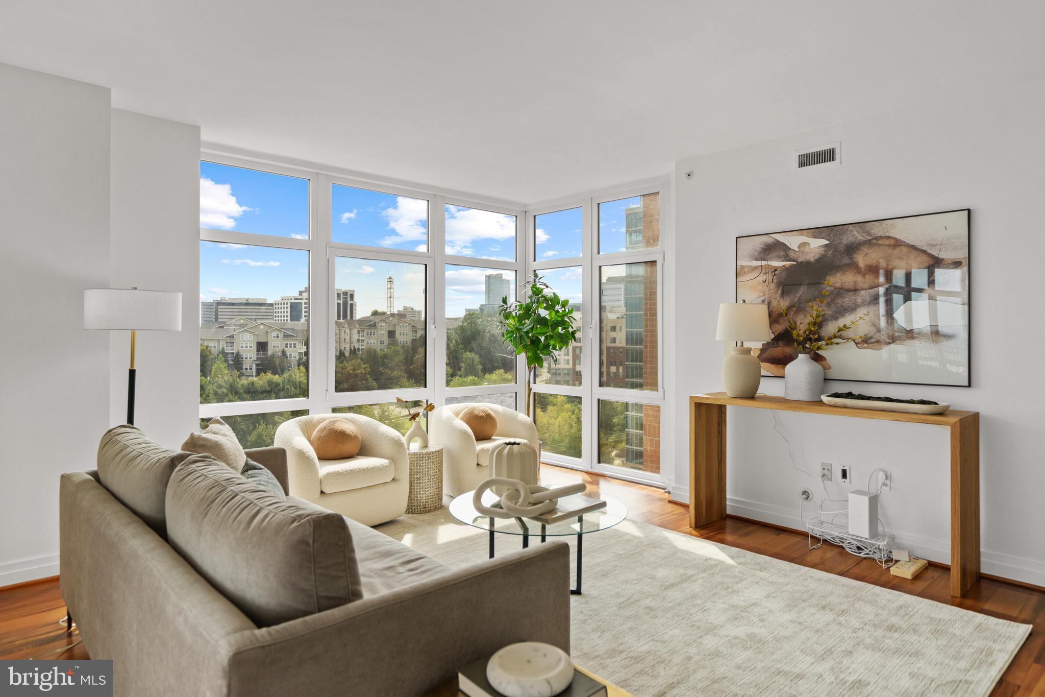 ONE PARK CREST CONDOMINIUM - Residential