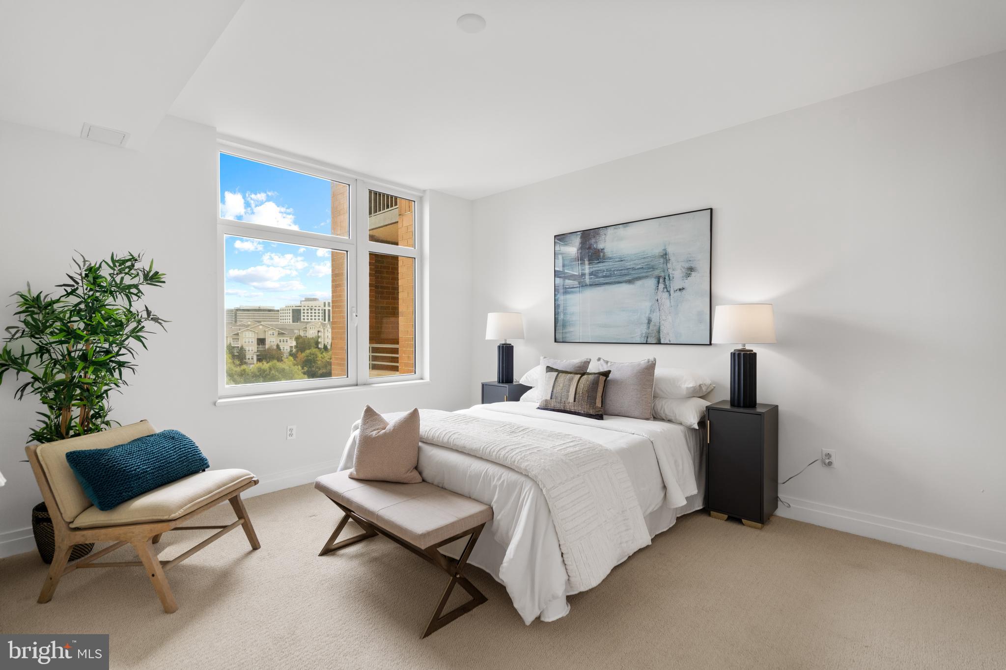 ONE PARK CREST CONDOMINIUM - Residential