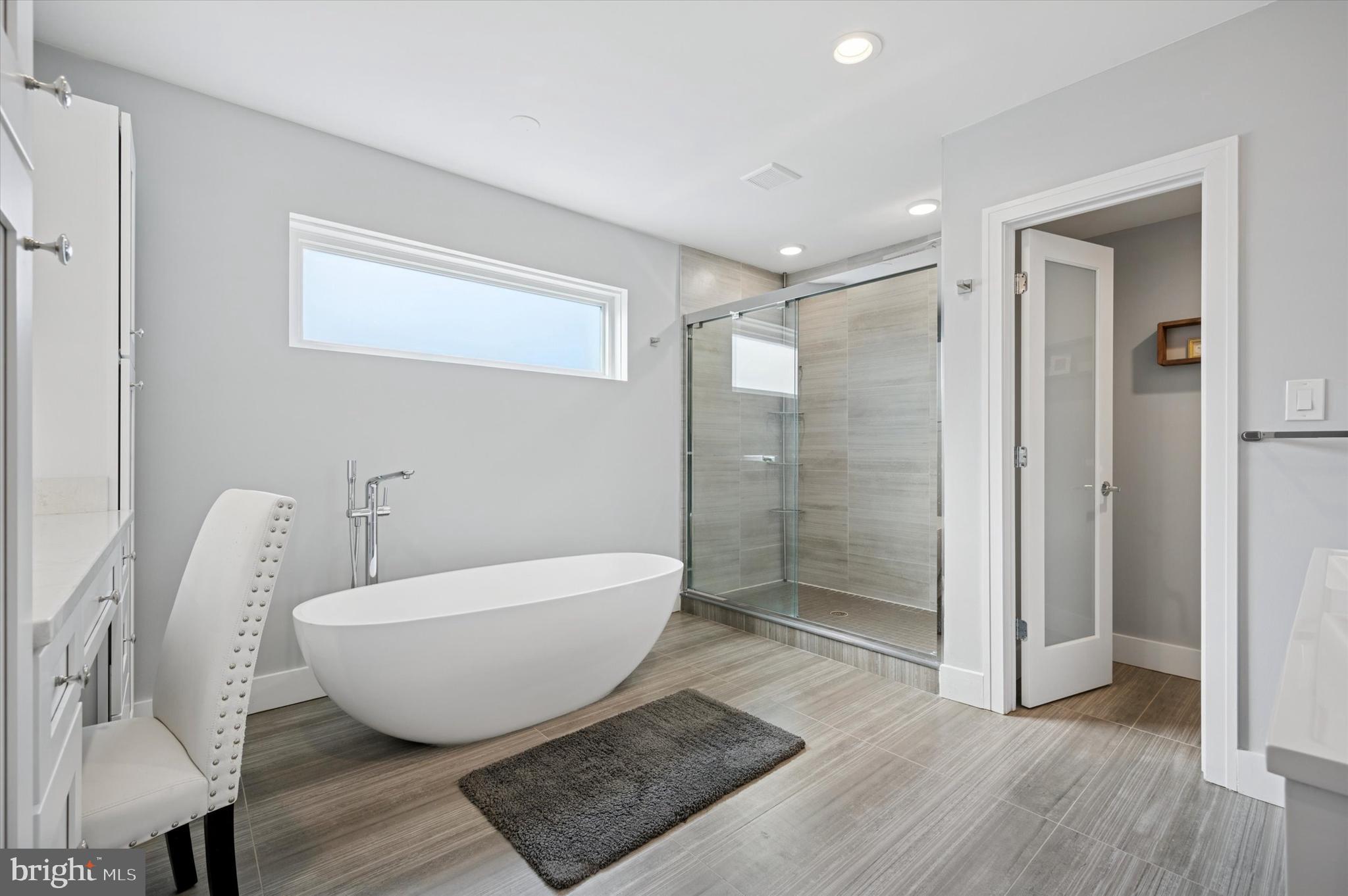 PHILADELPHIA - Residential