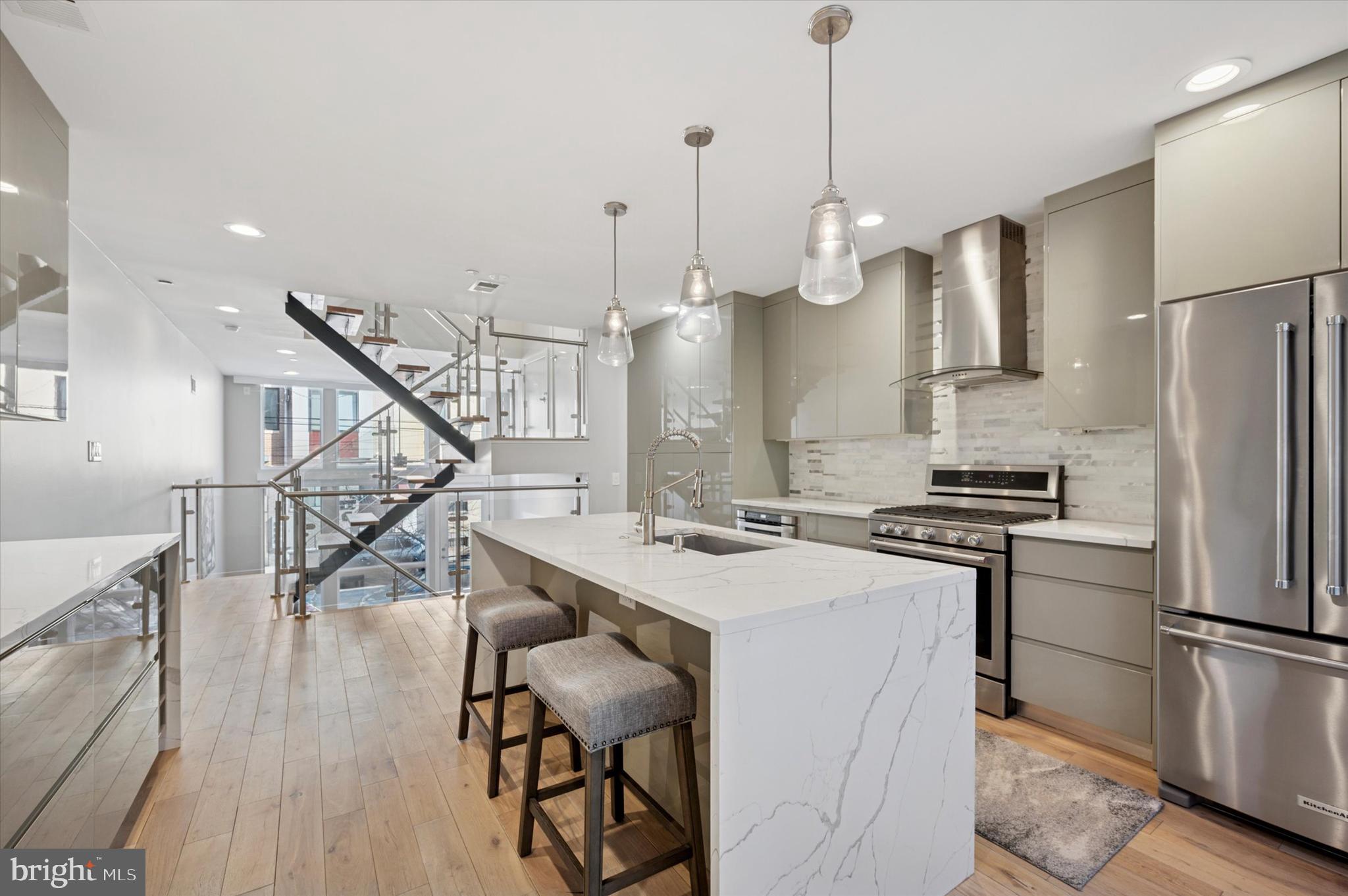 PHILADELPHIA - Residential