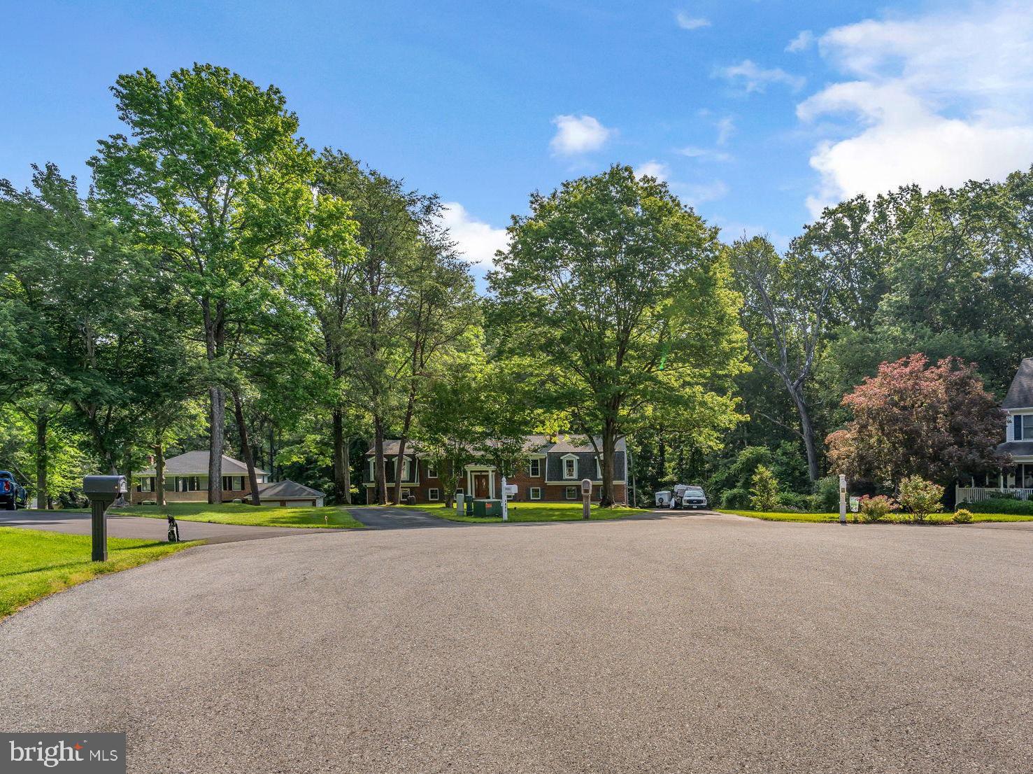 HUNTERS RIDGE - Residential