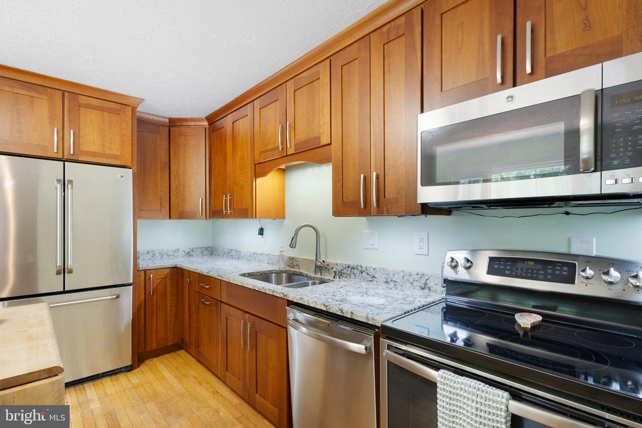 HUNTERS RIDGE - Residential