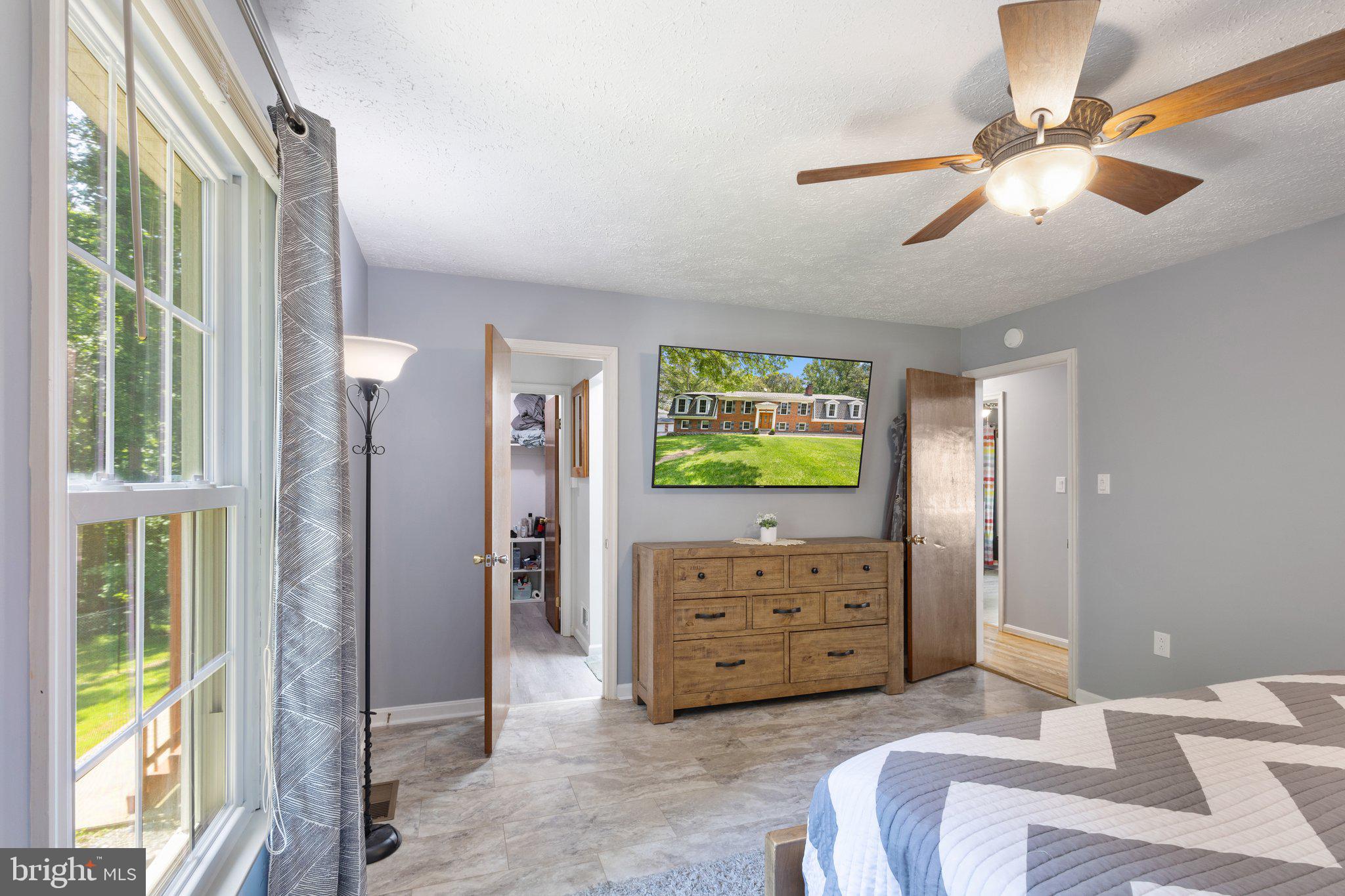 HUNTERS RIDGE - Residential