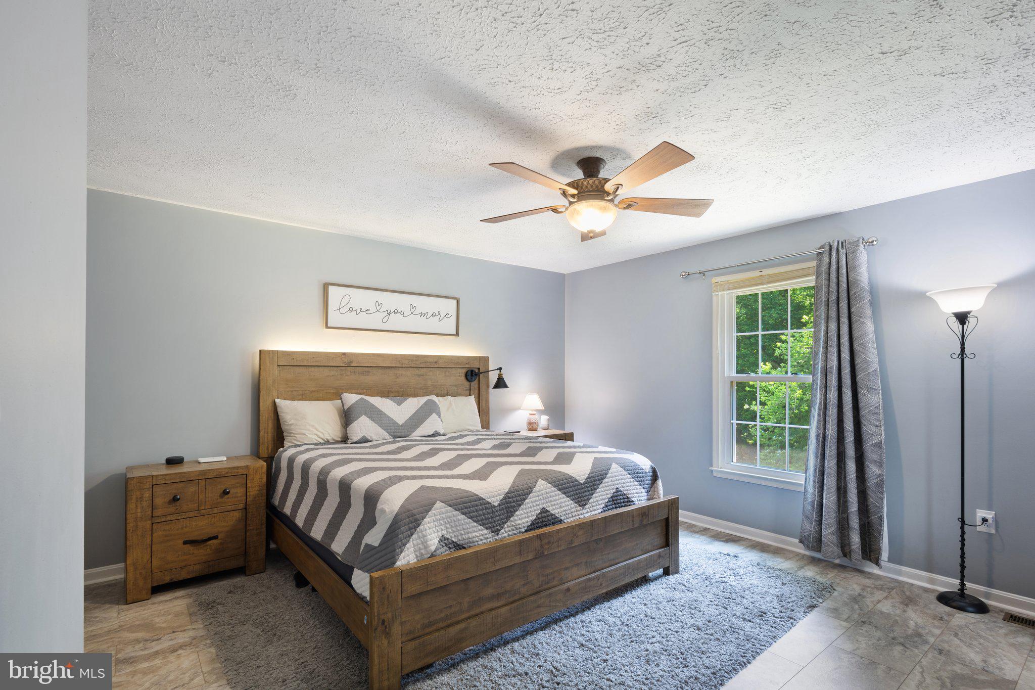 HUNTERS RIDGE - Residential