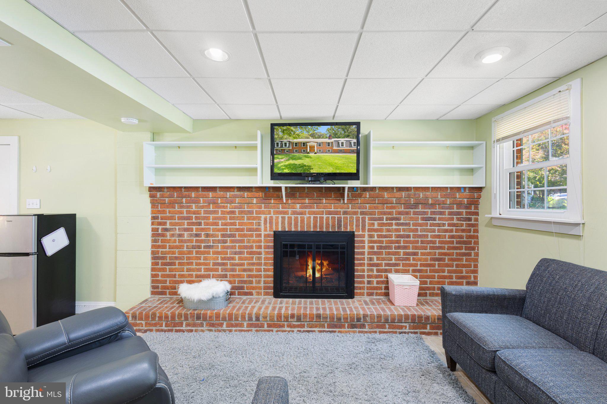 HUNTERS RIDGE - Residential