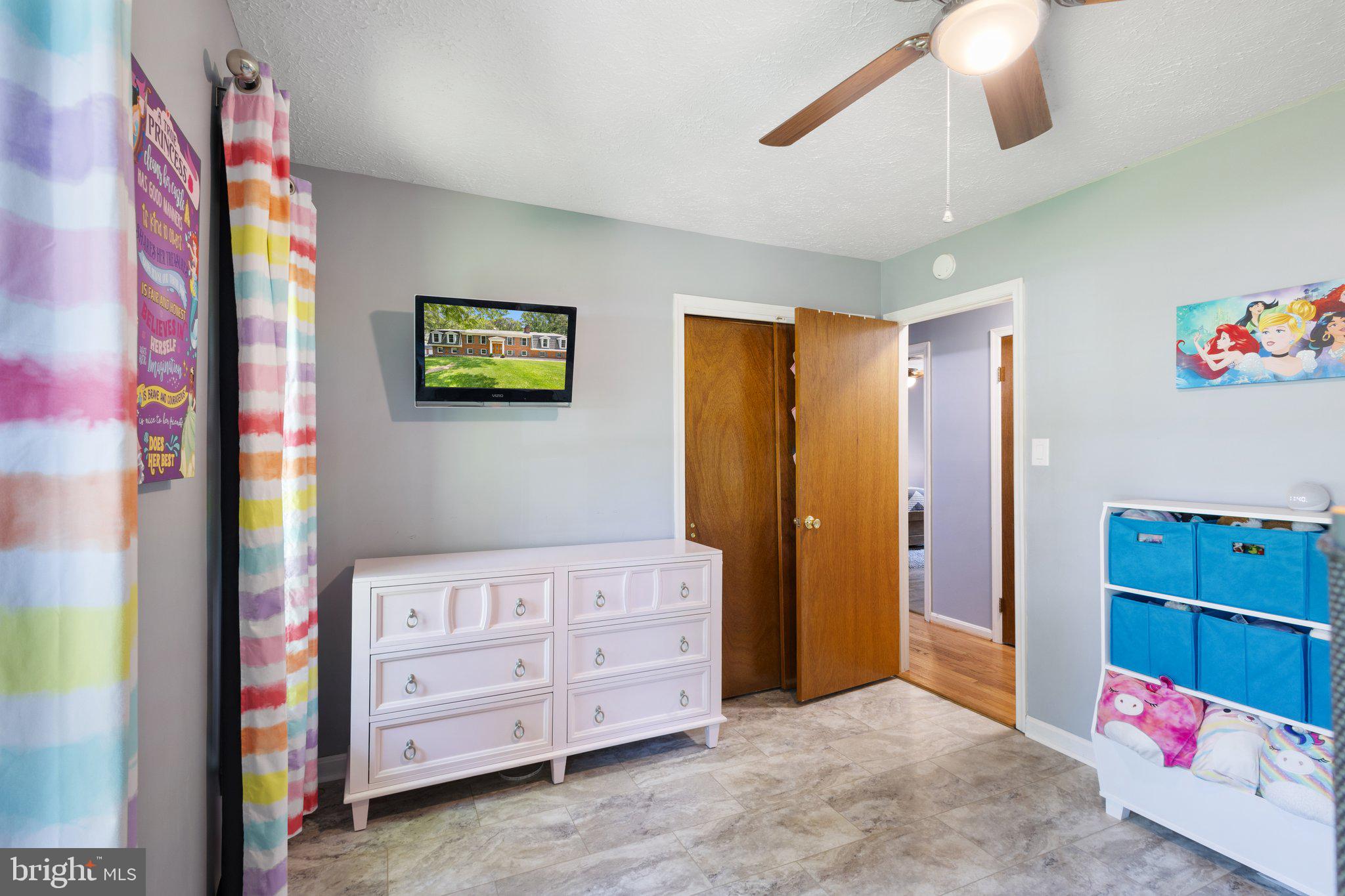 HUNTERS RIDGE - Residential