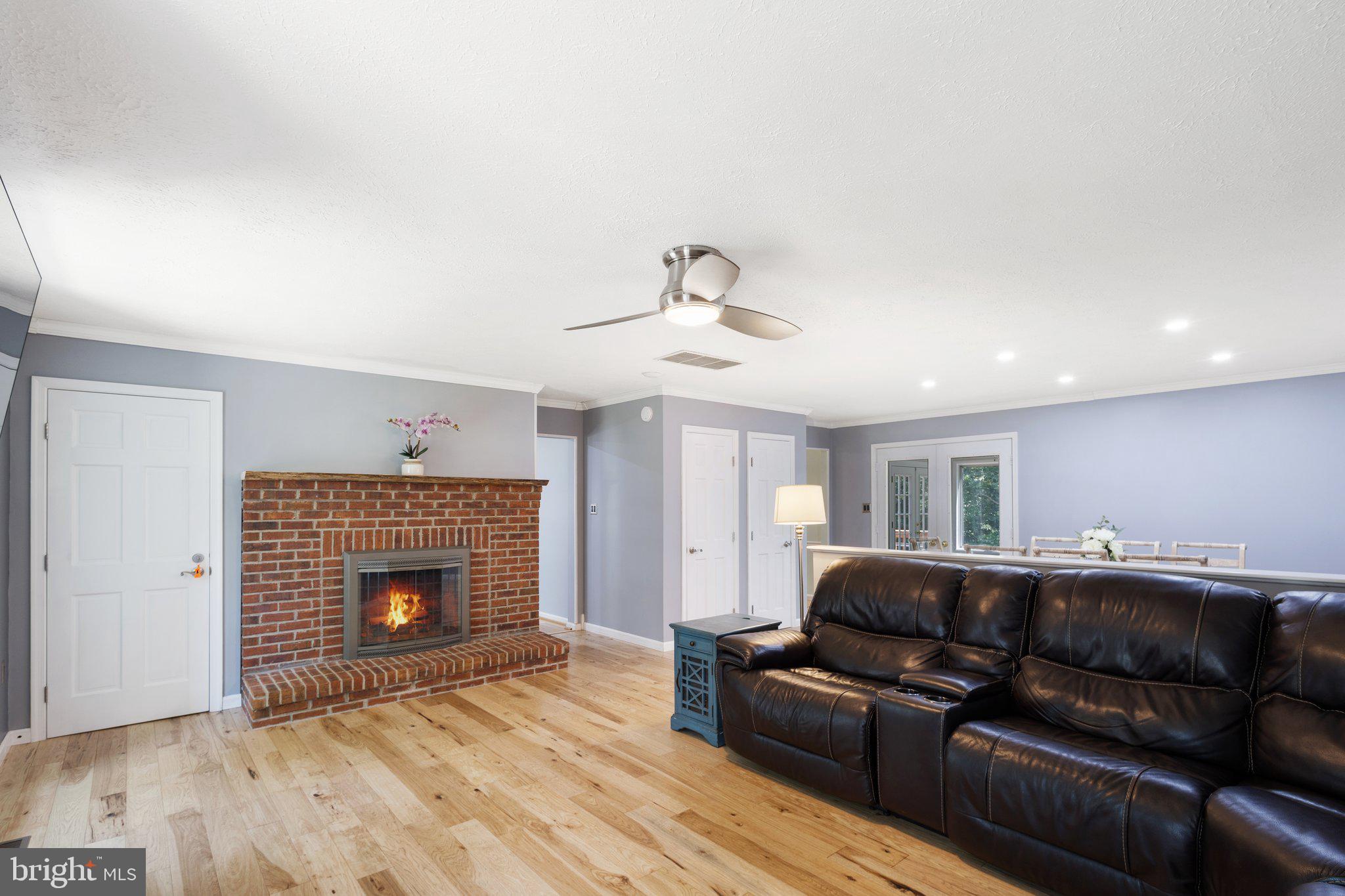 HUNTERS RIDGE - Residential