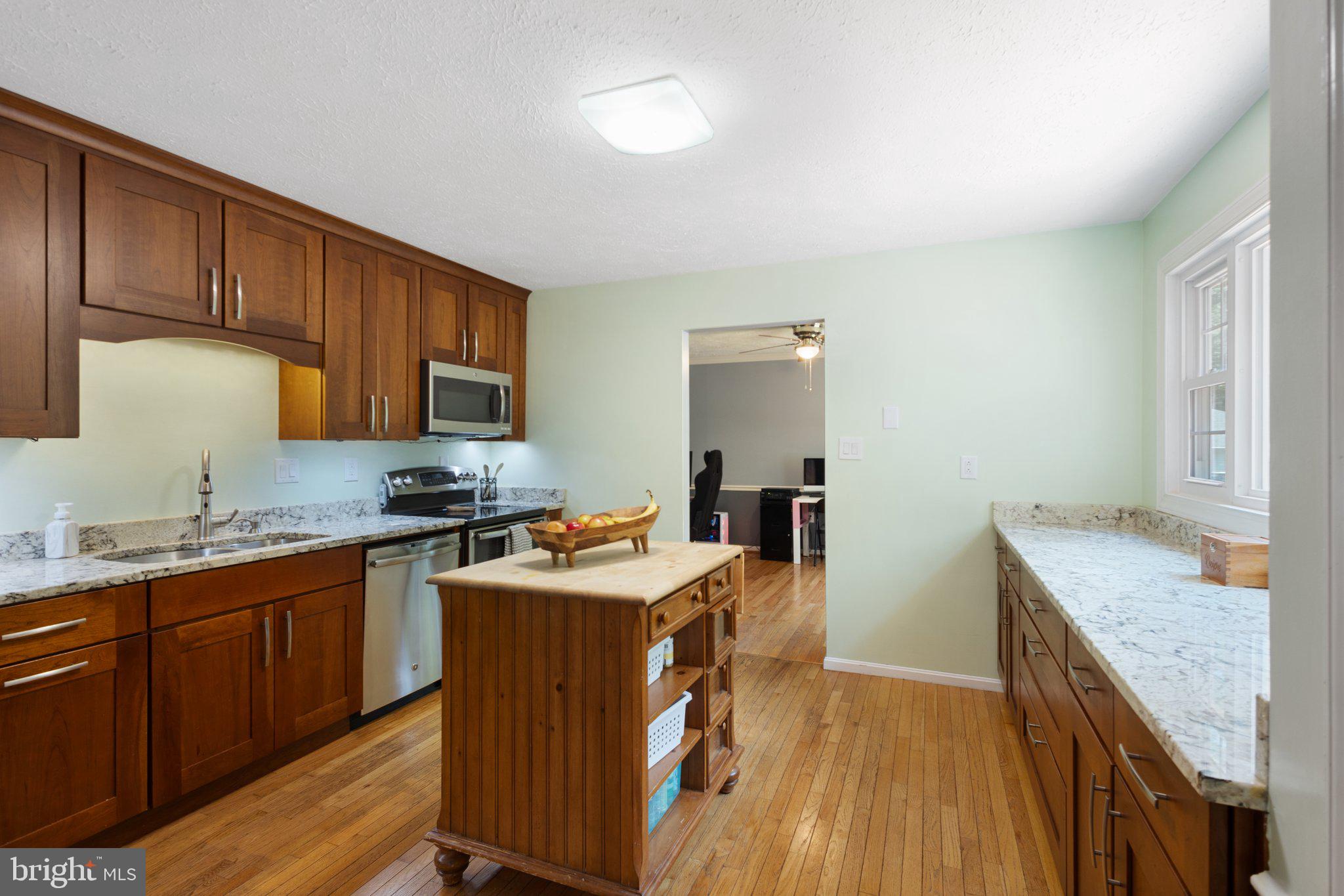 HUNTERS RIDGE - Residential