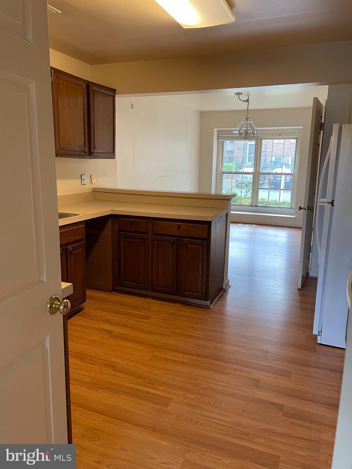 OLD GEORGETOWN VILLAGE - Residential Lease