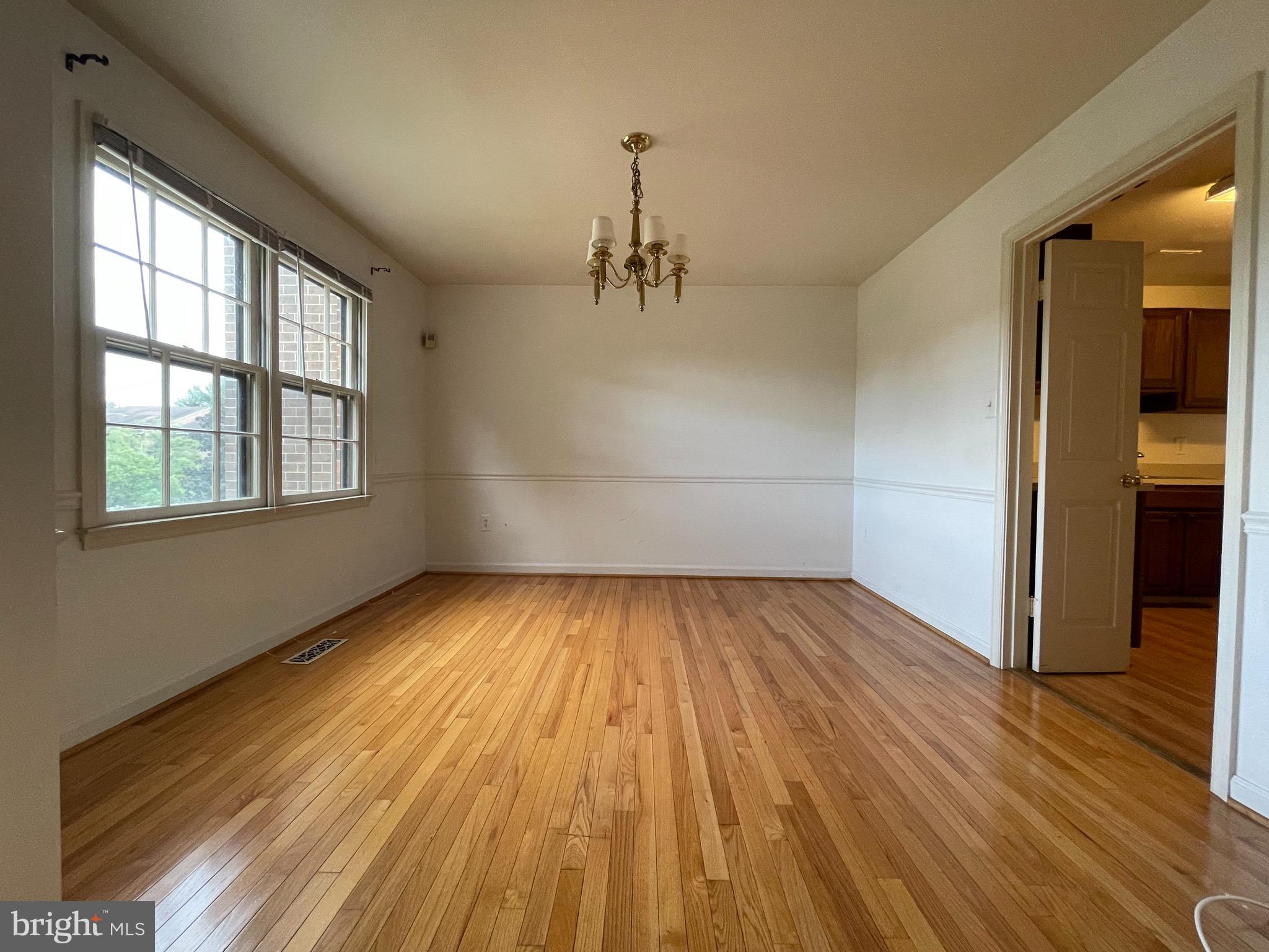 OLD GEORGETOWN VILLAGE - Residential Lease