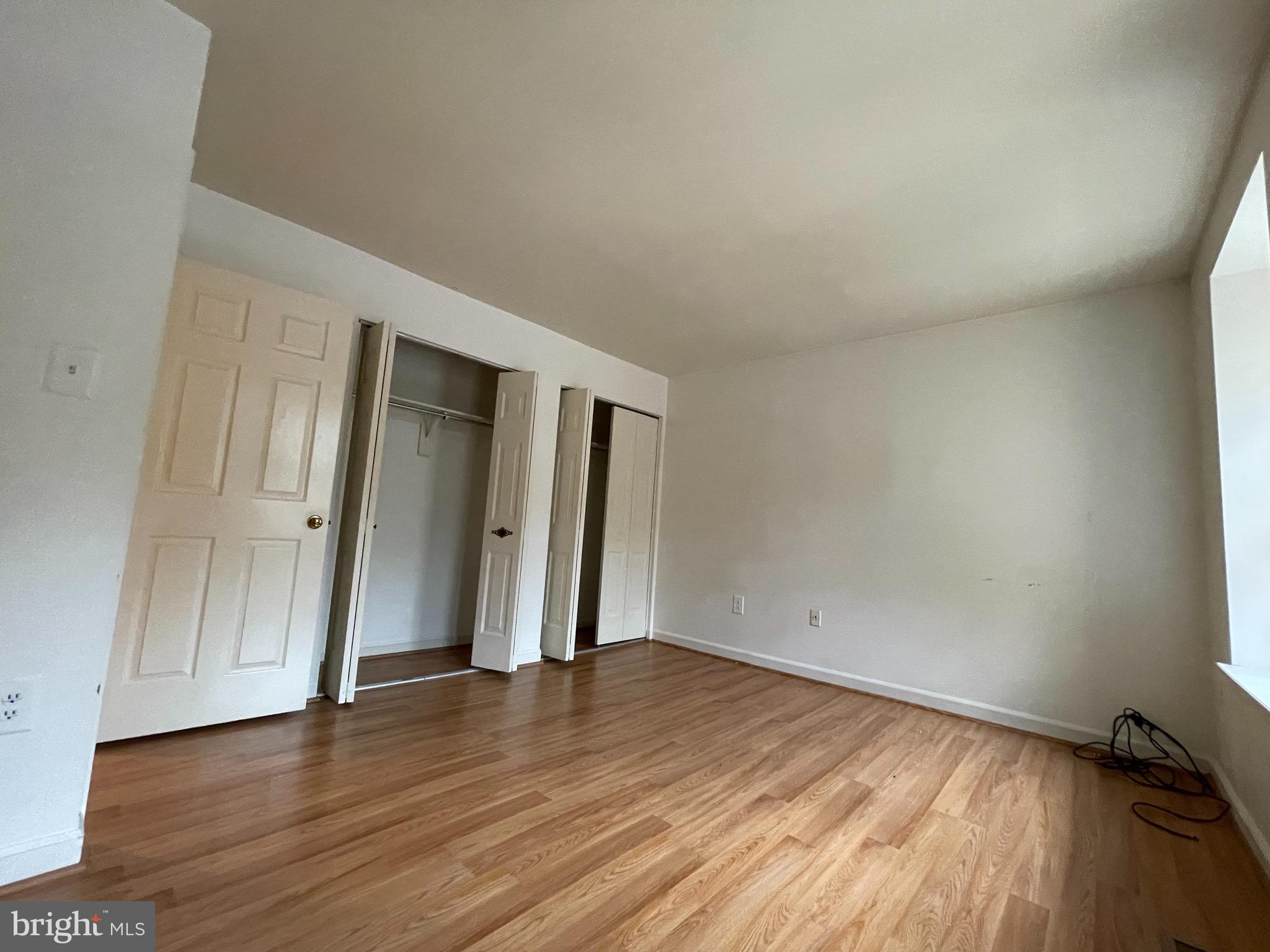 OLD GEORGETOWN VILLAGE - Residential Lease