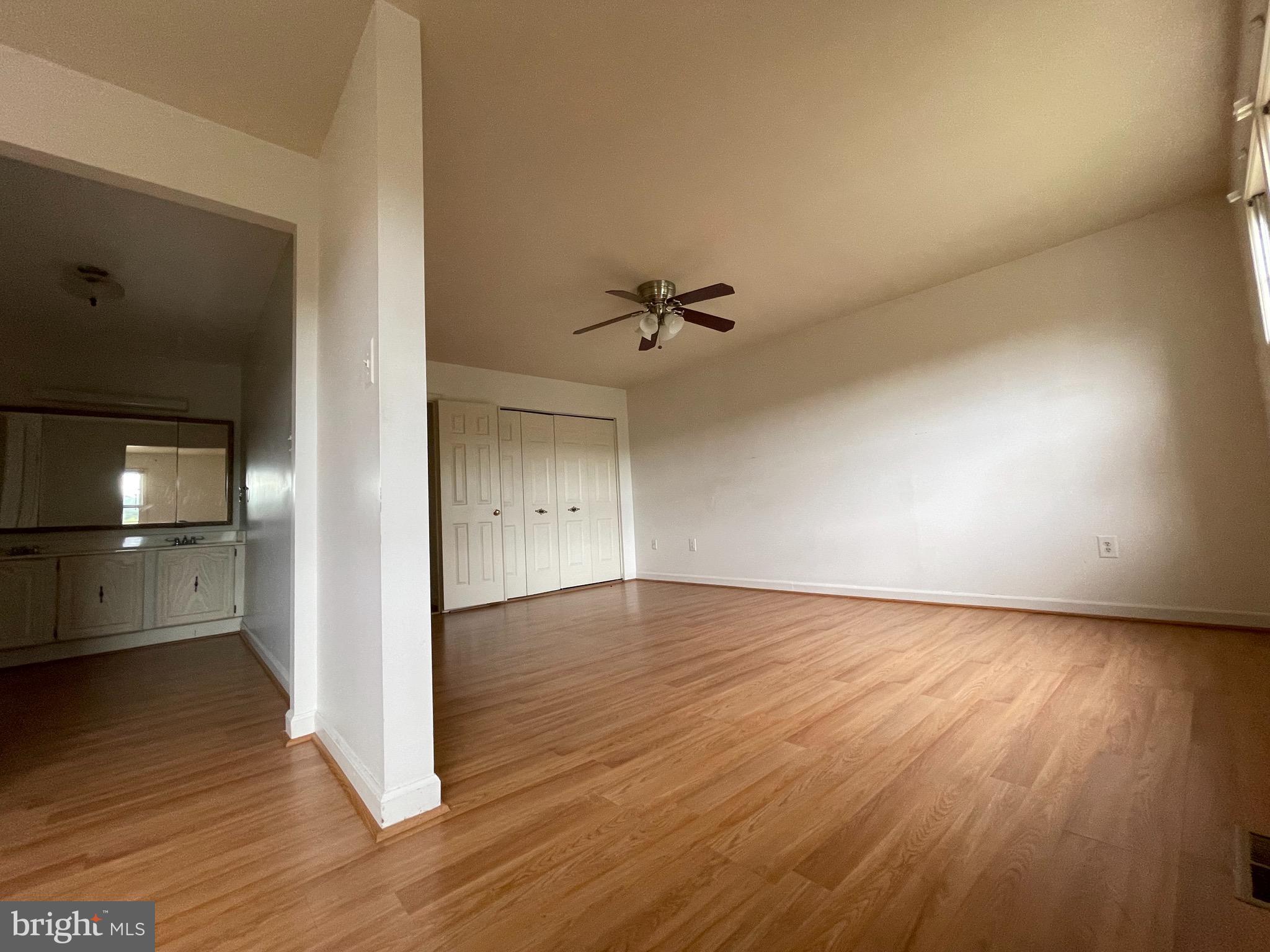 OLD GEORGETOWN VILLAGE - Residential Lease