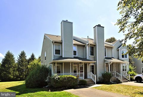 21 VIOLET LANE NEWTOWN PA 18940