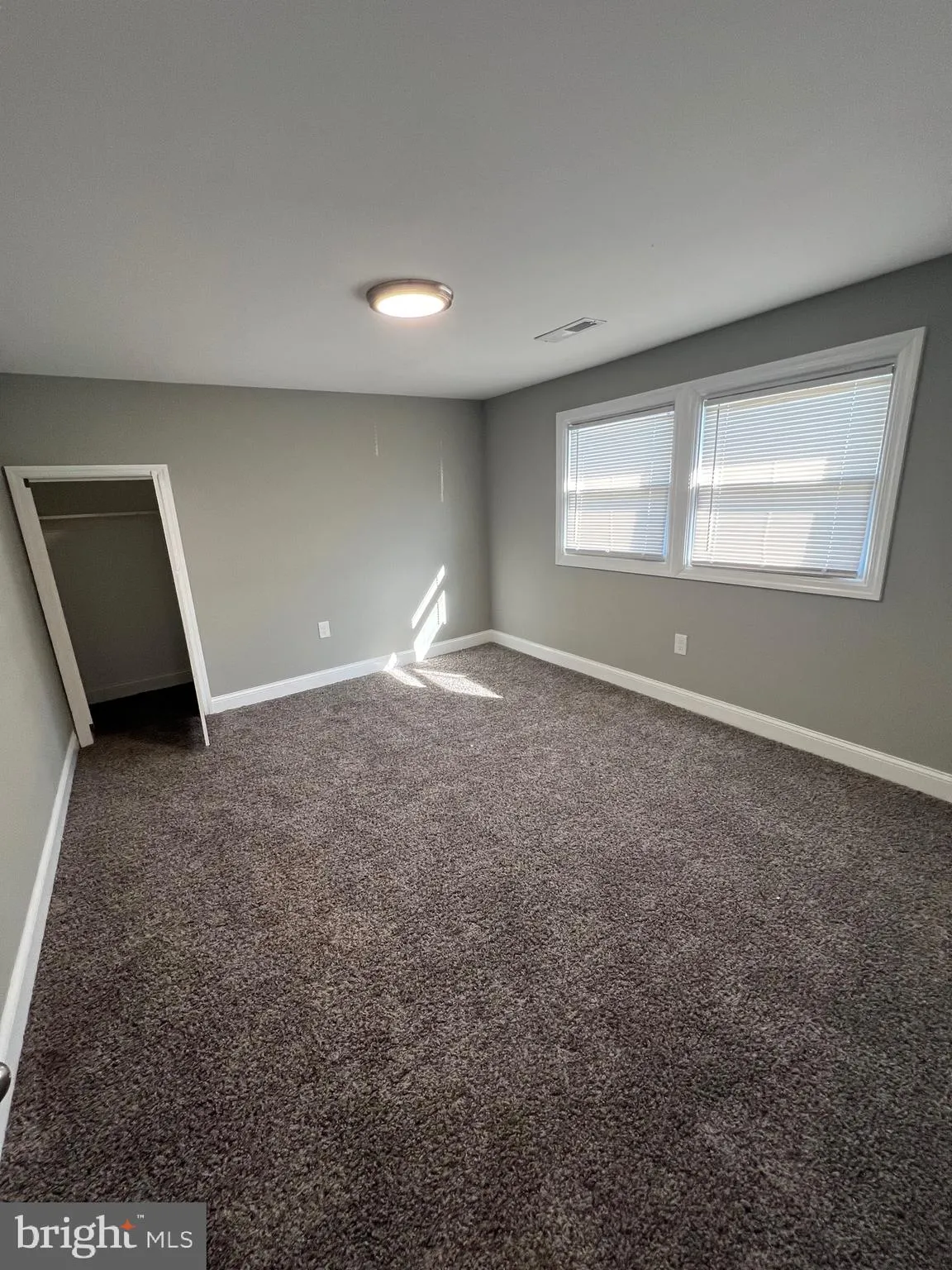 Pennsauken, New Jersey 08109, United States, 5 Bedrooms Bedrooms, ,2 BathroomsBathrooms,Residential,Pending,118384