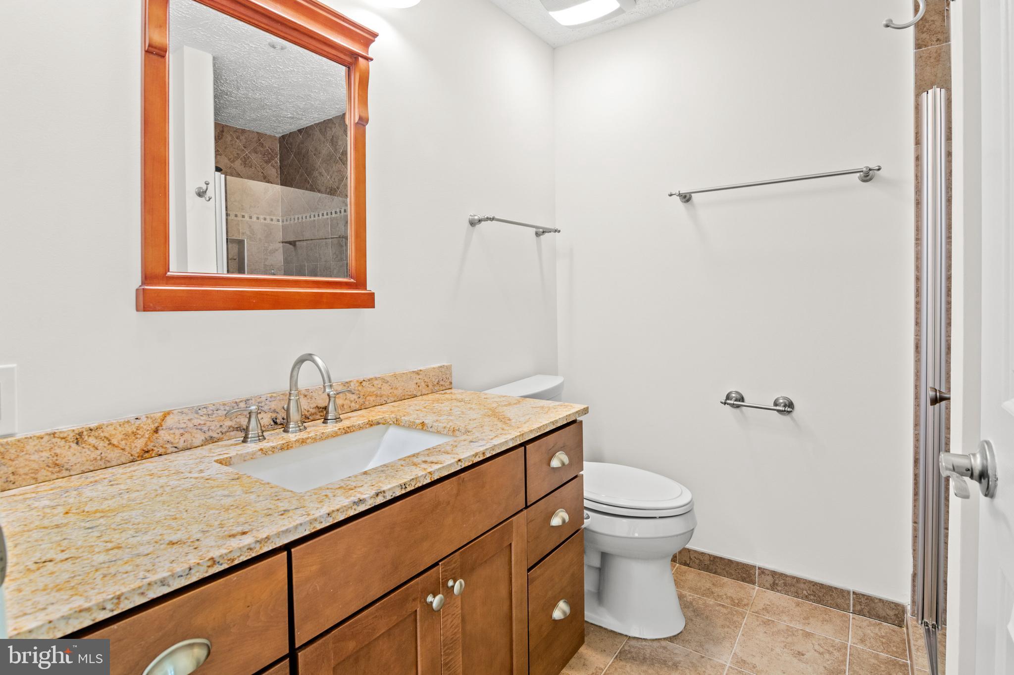 QUINCE ORCHARD KNOLLS - Residential