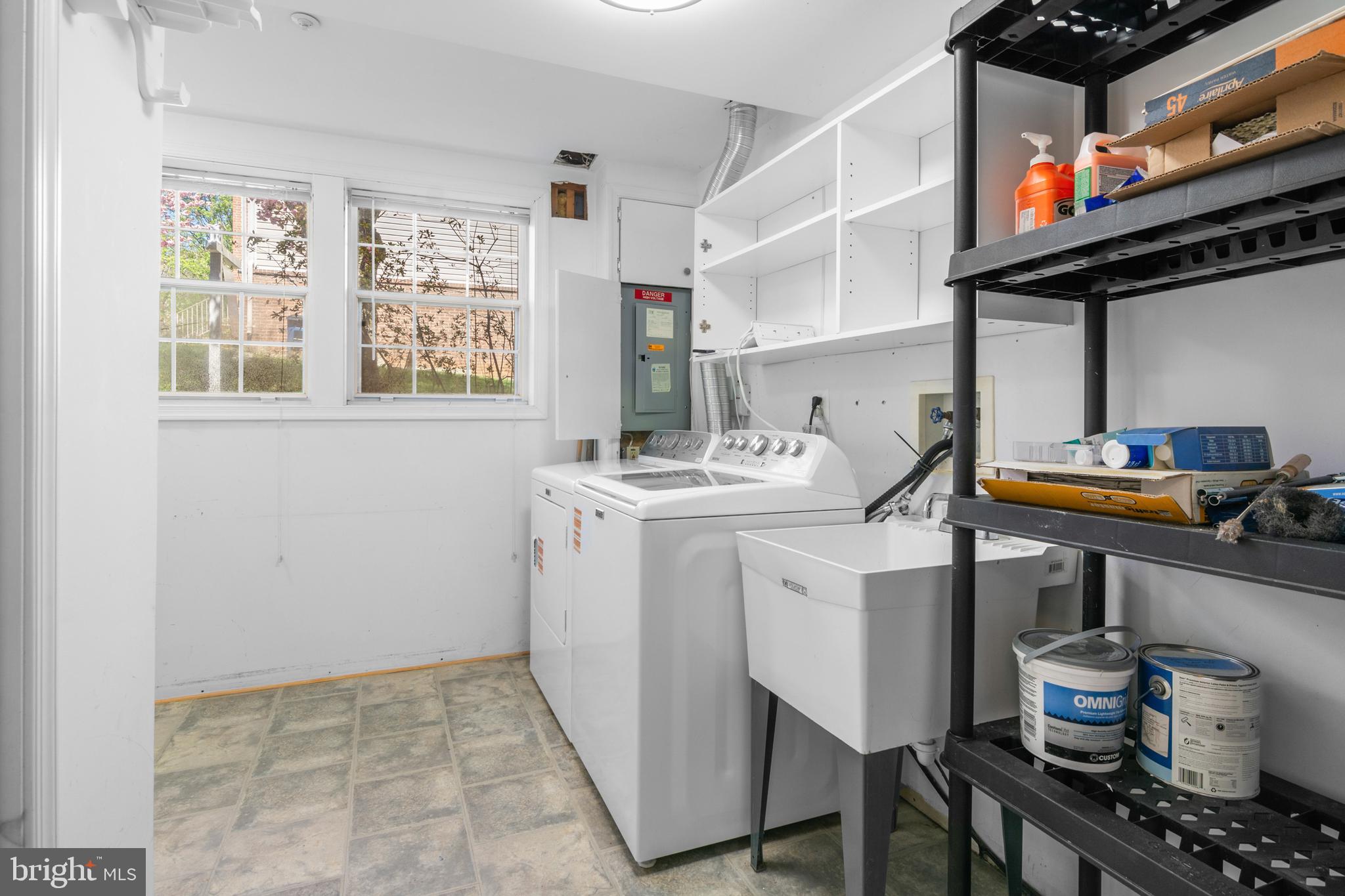 QUINCE ORCHARD KNOLLS - Residential