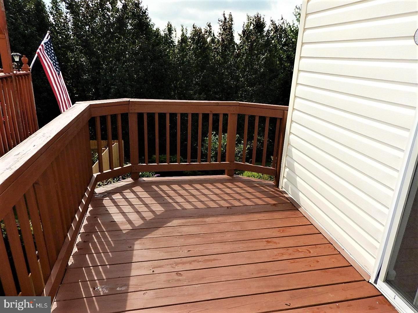 CONSTANT FRIENDSHIP - Residential Lease