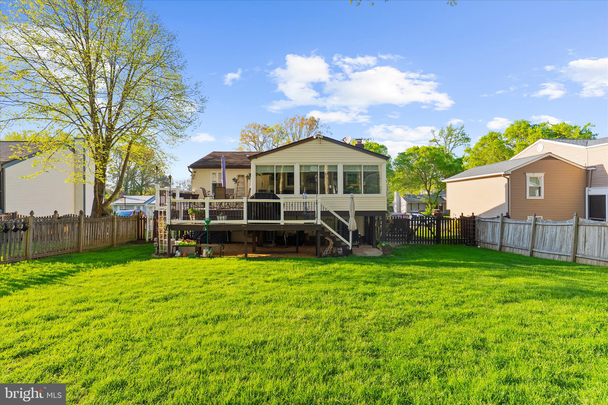 SHANNON SQUARE - Residential