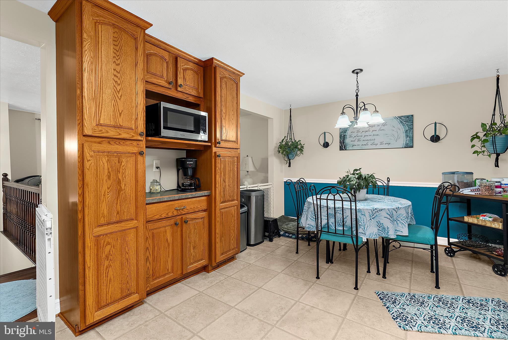 SHANNON SQUARE - Residential