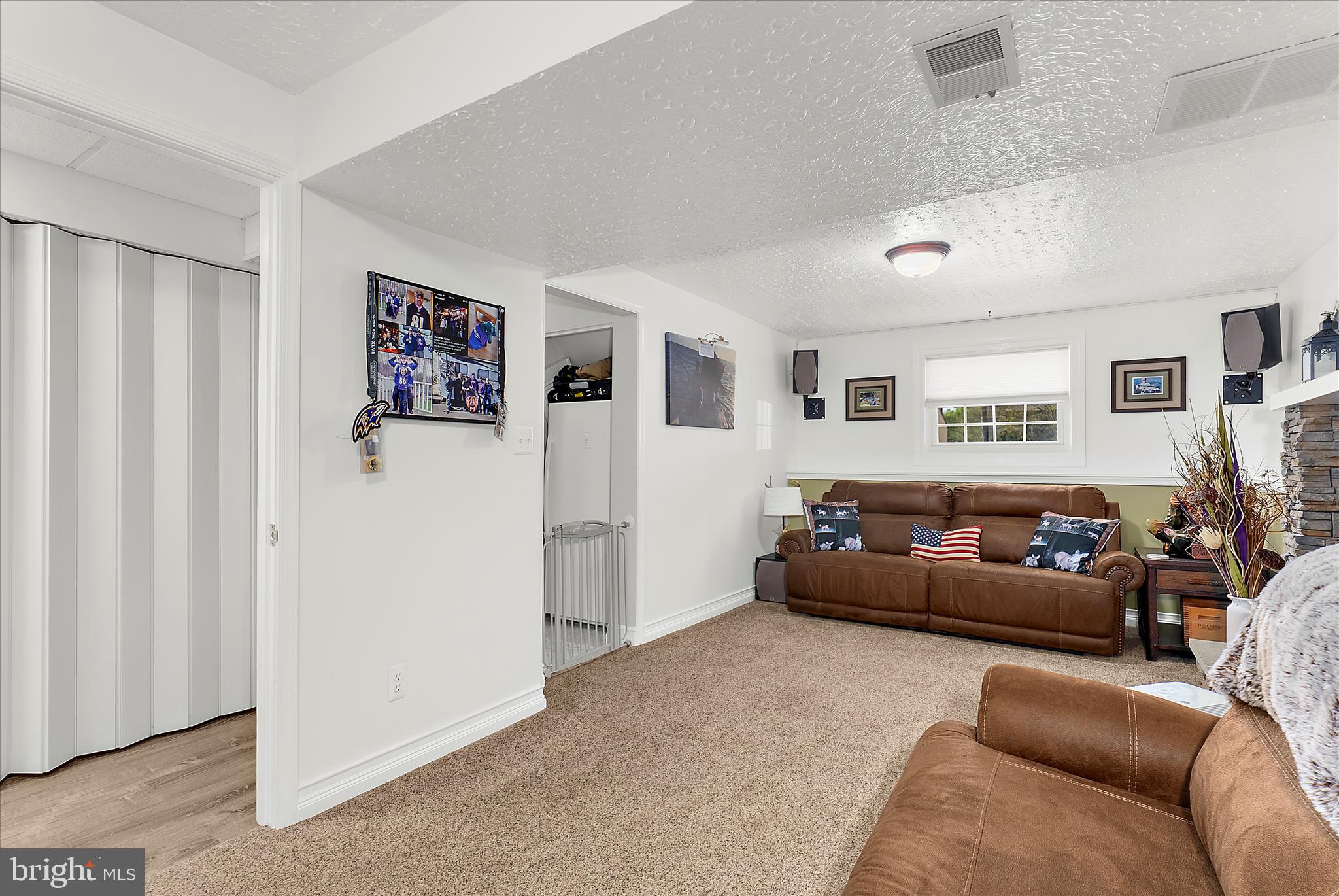 SHANNON SQUARE - Residential