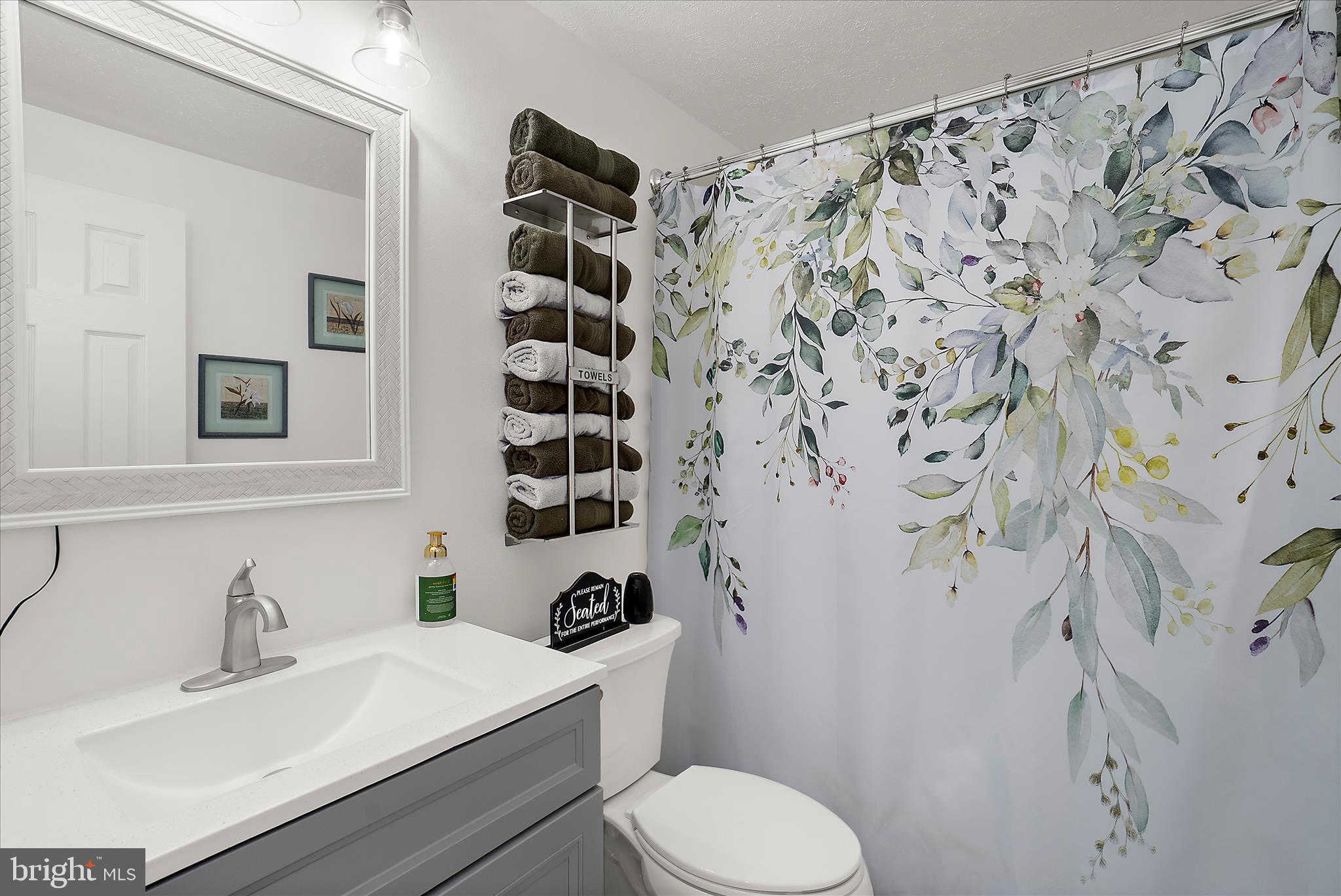 SHANNON SQUARE - Residential