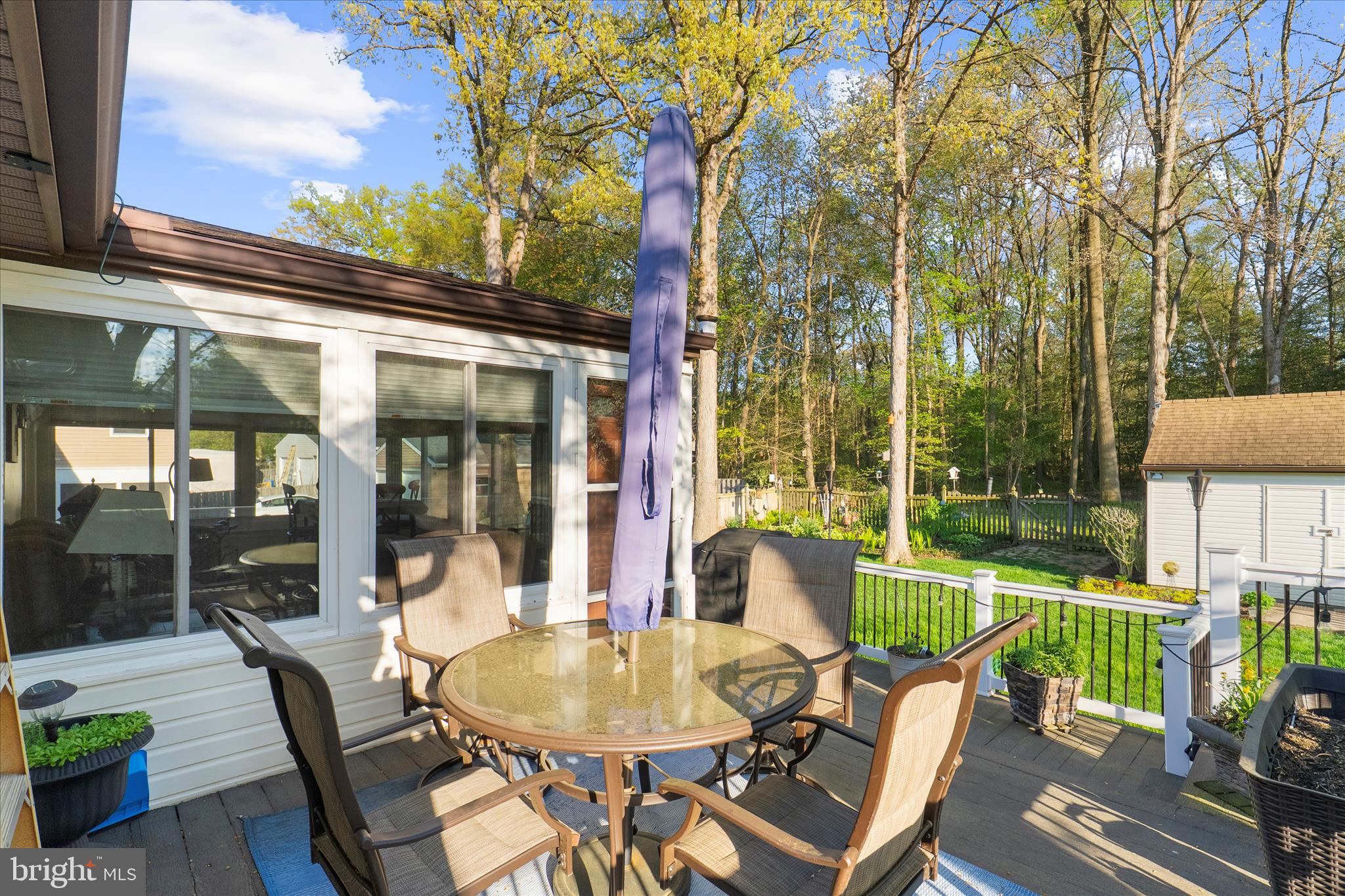 SHANNON SQUARE - Residential