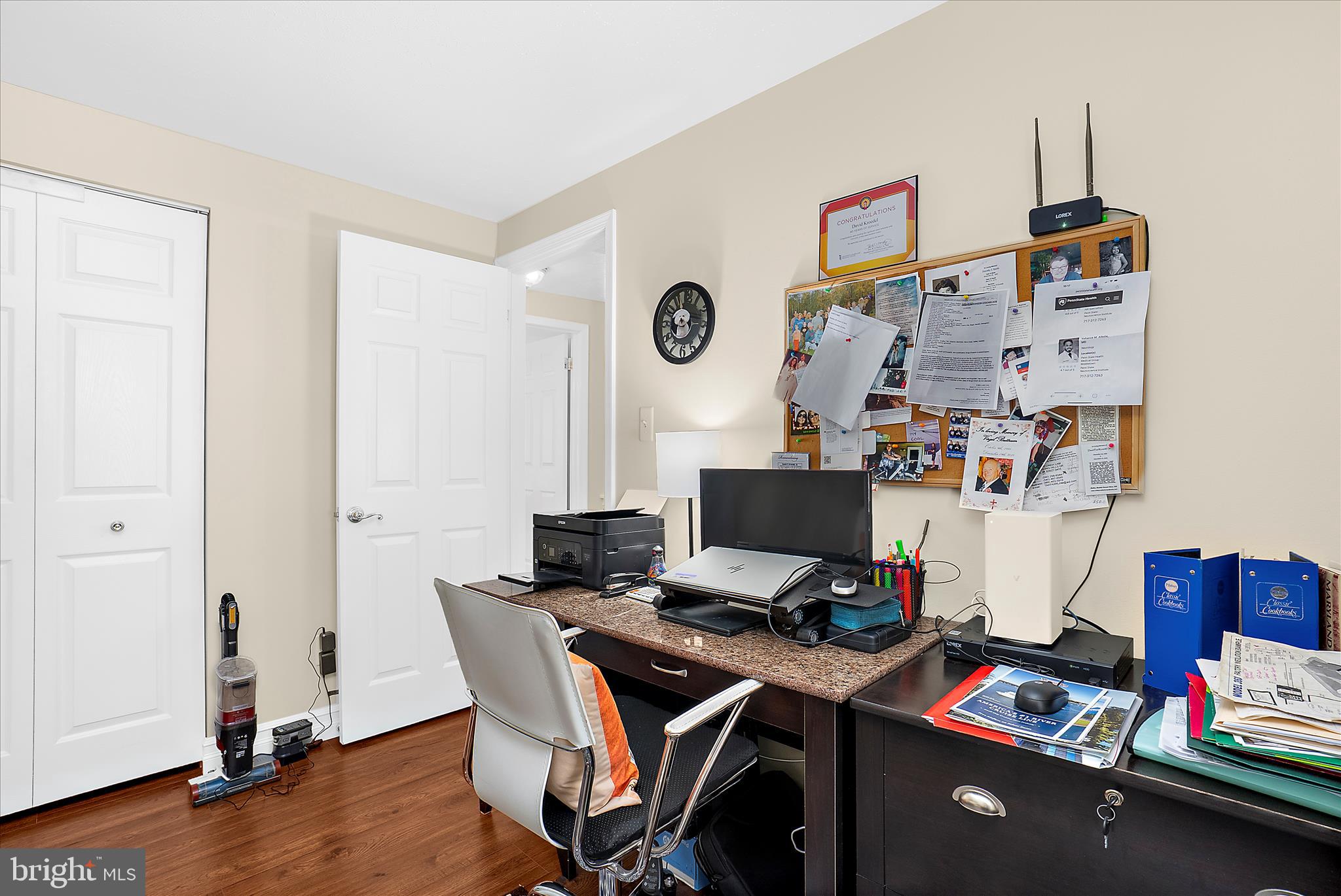 SHANNON SQUARE - Residential