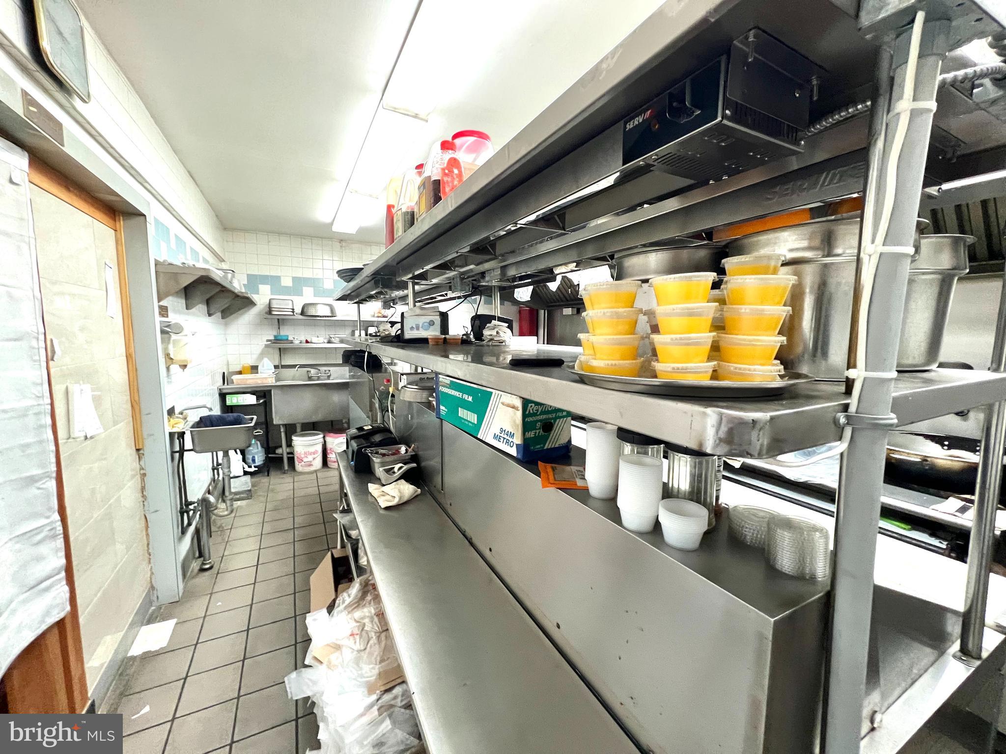 CLIFTON HEIGHTS - Residential