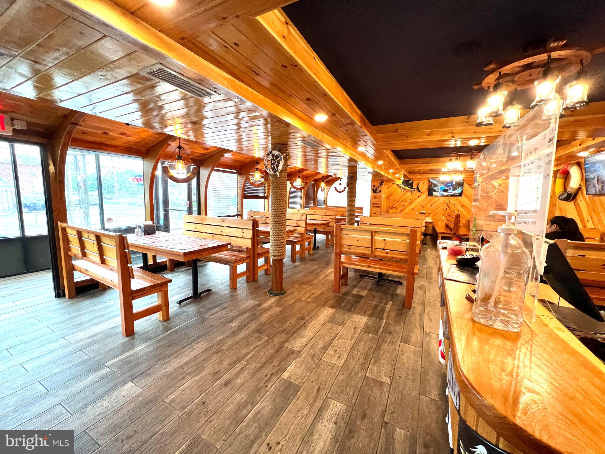 CLIFTON HEIGHTS - Residential