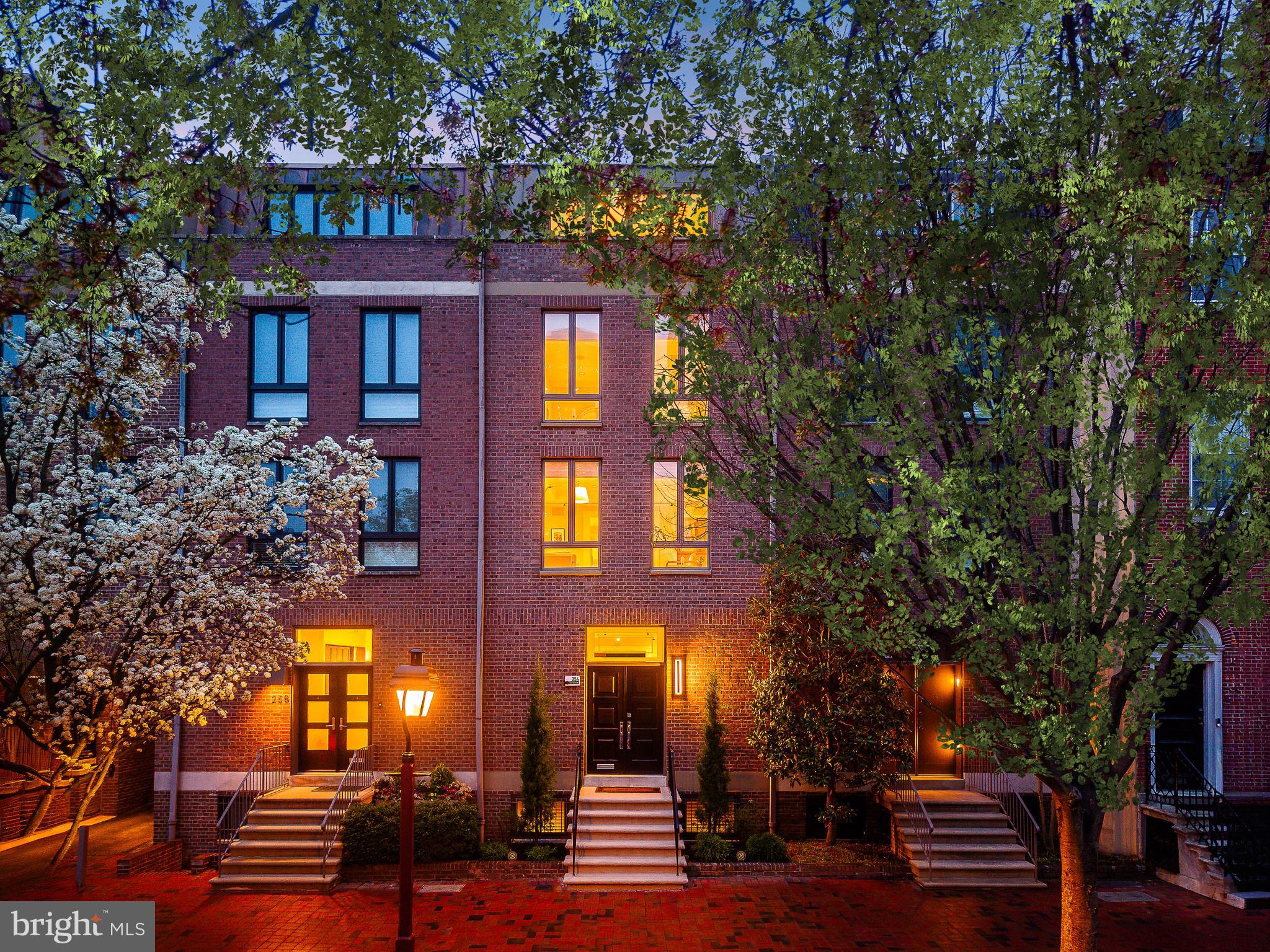 SOCIETY HILL - Residential